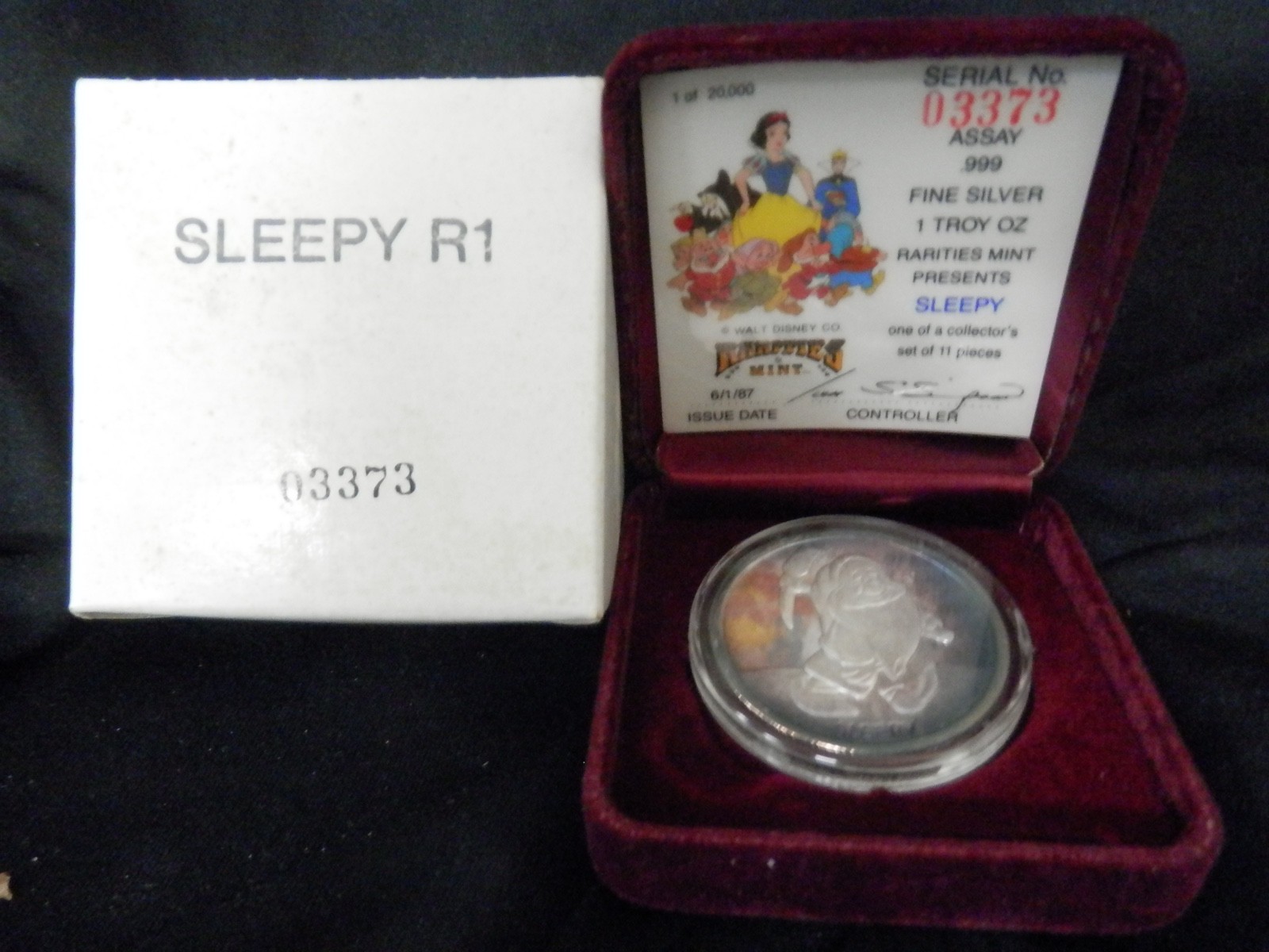 1987 Disney Snow White “Sleepy” 1oz Silver 50th Anniversary