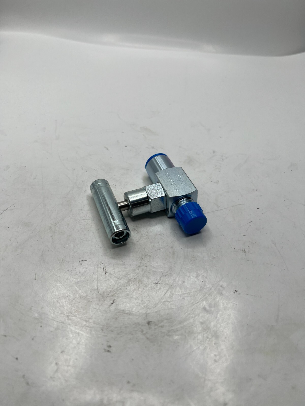 NV-CS-1/4-GS-180-MXF 1/4" Carbon Steel Straight Needle Valve 6000PSI Soft Seat