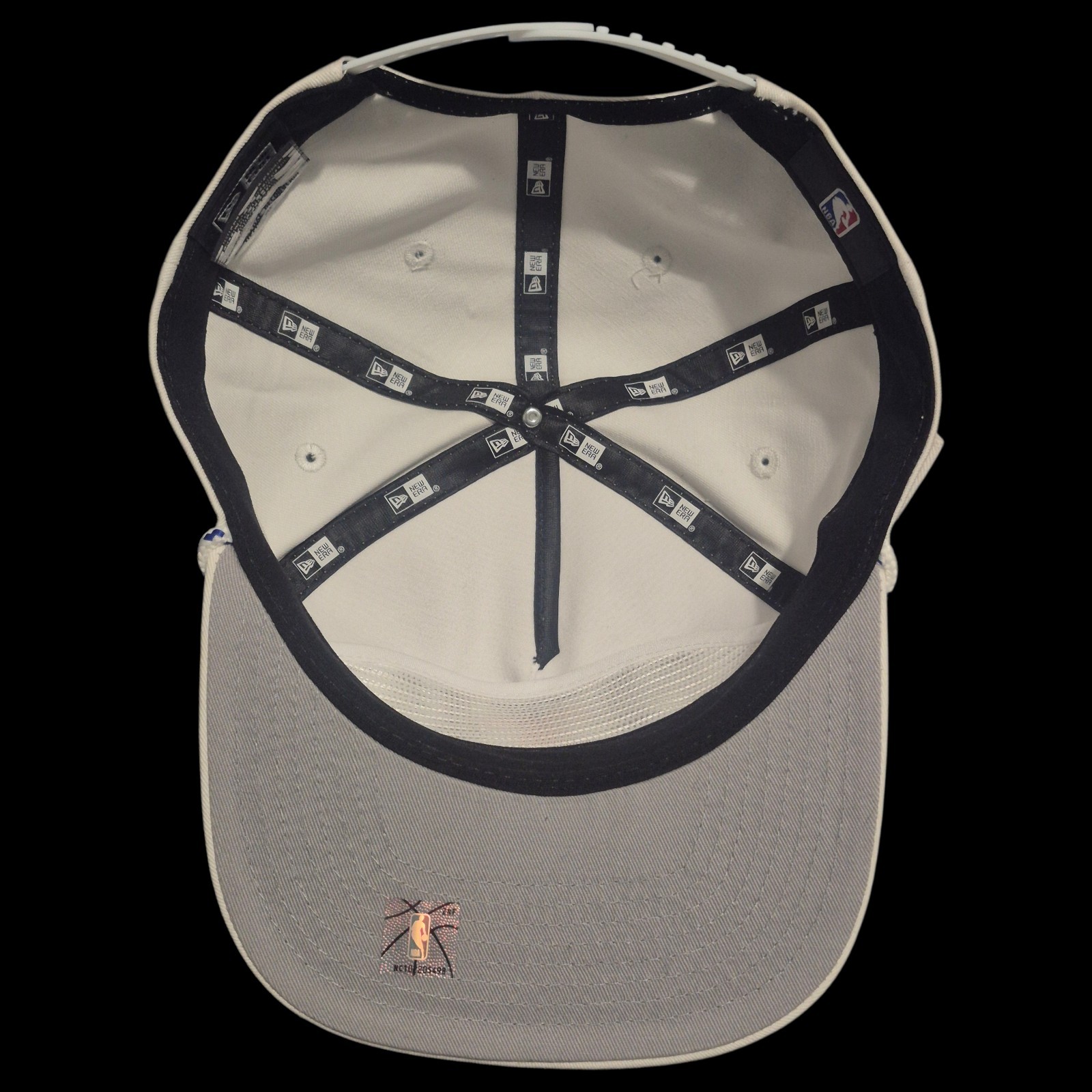 NBA New York Knicks x New Era White The Golfer Crest Snapback Hat OSFM