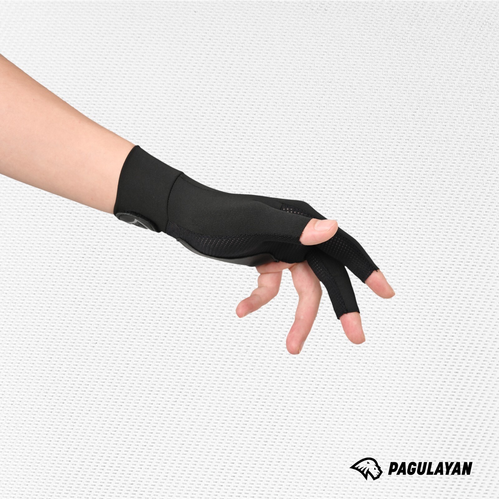 Pagulayan INSTINCT Pool/Billiard Glove, Right Hand - Small/Medium - 4 SIZES