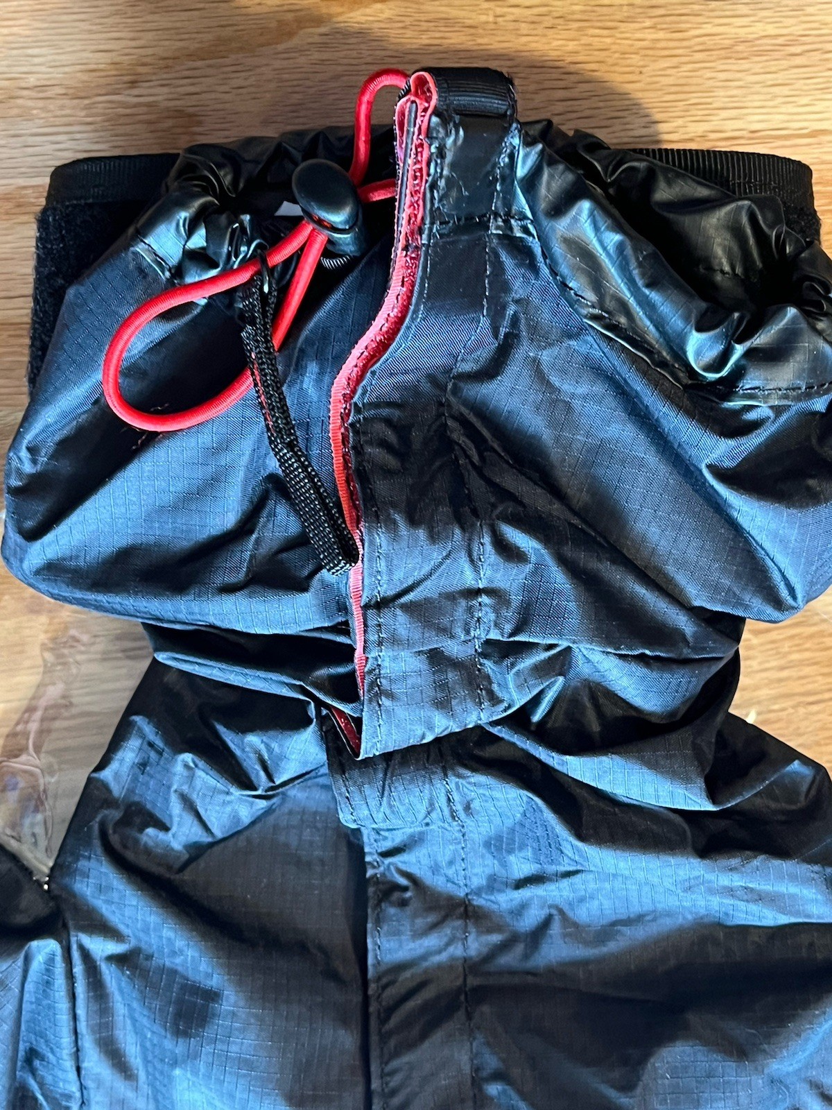 Manfrotto E-702-PL Rain Elements Cover for DSLR, Great Condition
