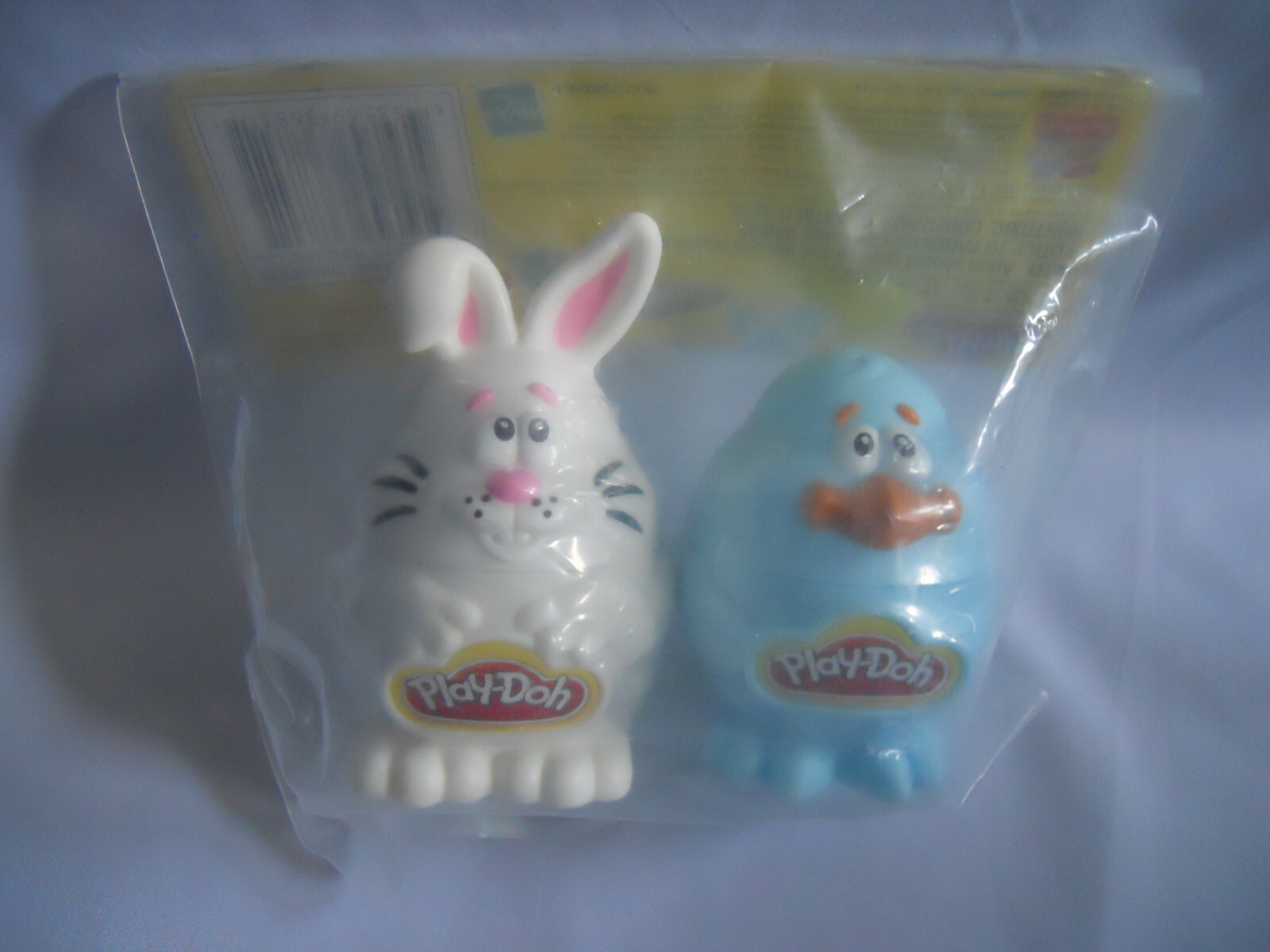 Play-Doh EASTER White BUNNY & BLUE BIRD Modeling Dough Spring Holiday Egg Hunt
