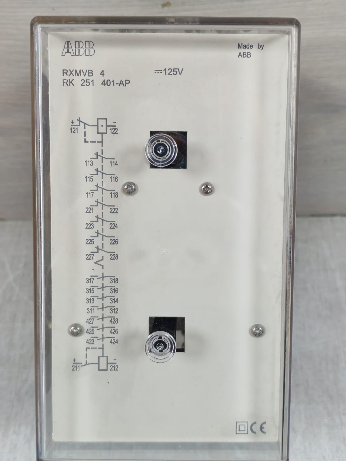 ABB RXMVB 4 RK 251 401-AP RELAY 125V
