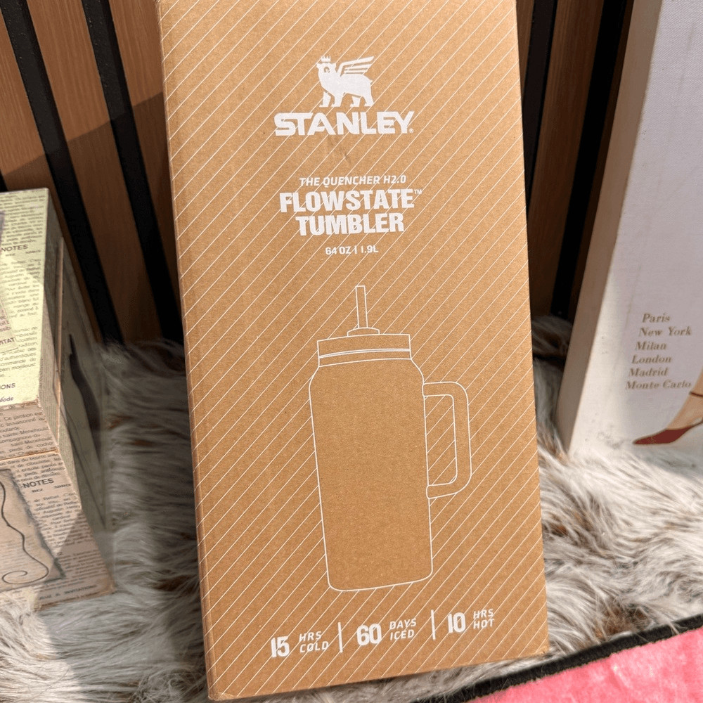 NEW STANLEY FLOWSTATE TUMBLER THE QUENCHER H20