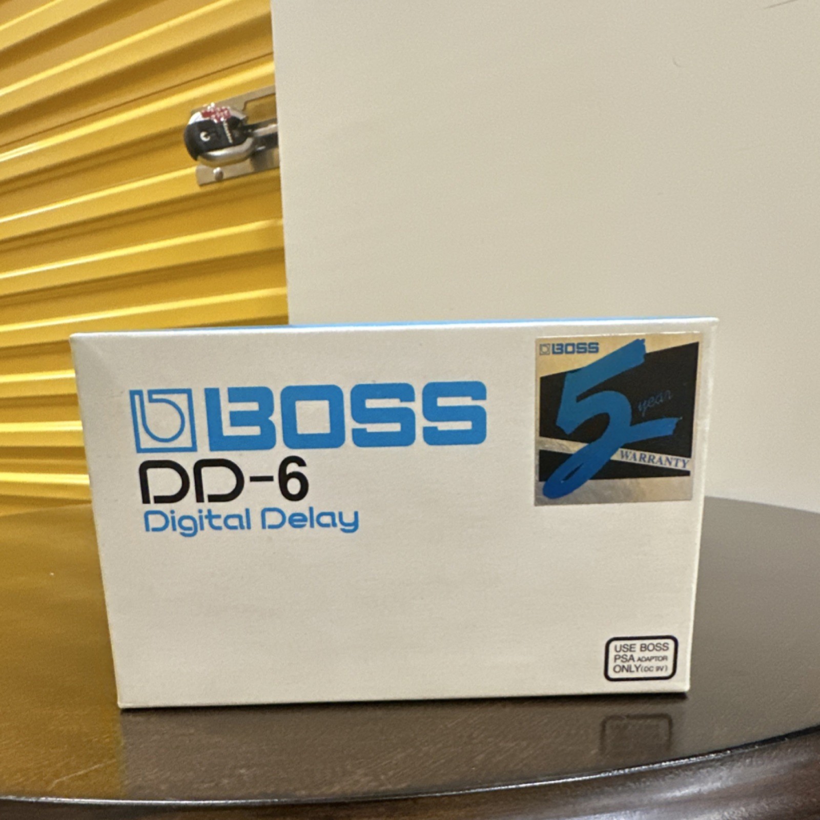 BOSS DD-6 Digital Delay Pedal Digital Effects for Electric Guitar