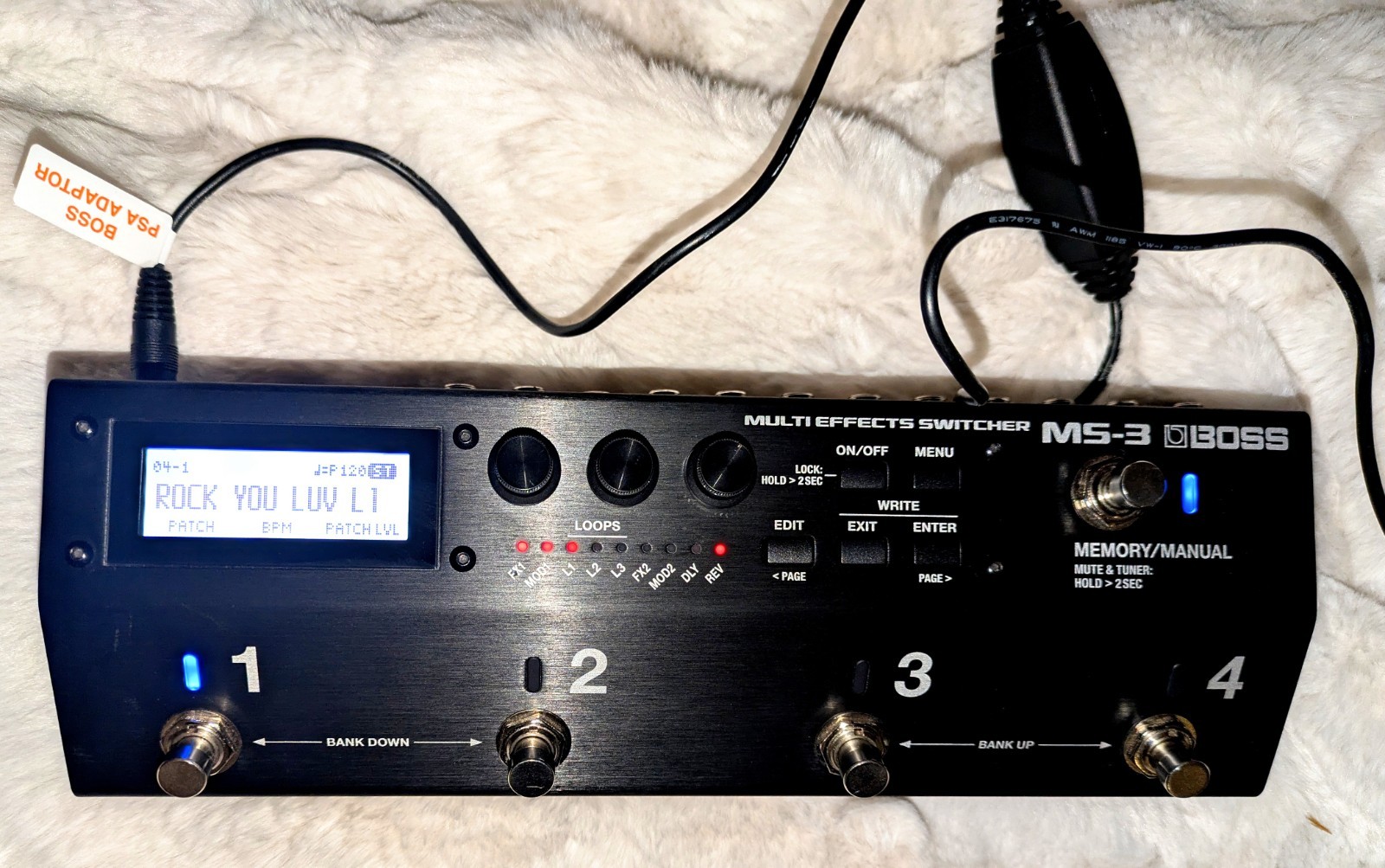 Boss MS-3 Multi Effects Switcher Loops Built-in Effects Pedal Switcher + Adapter