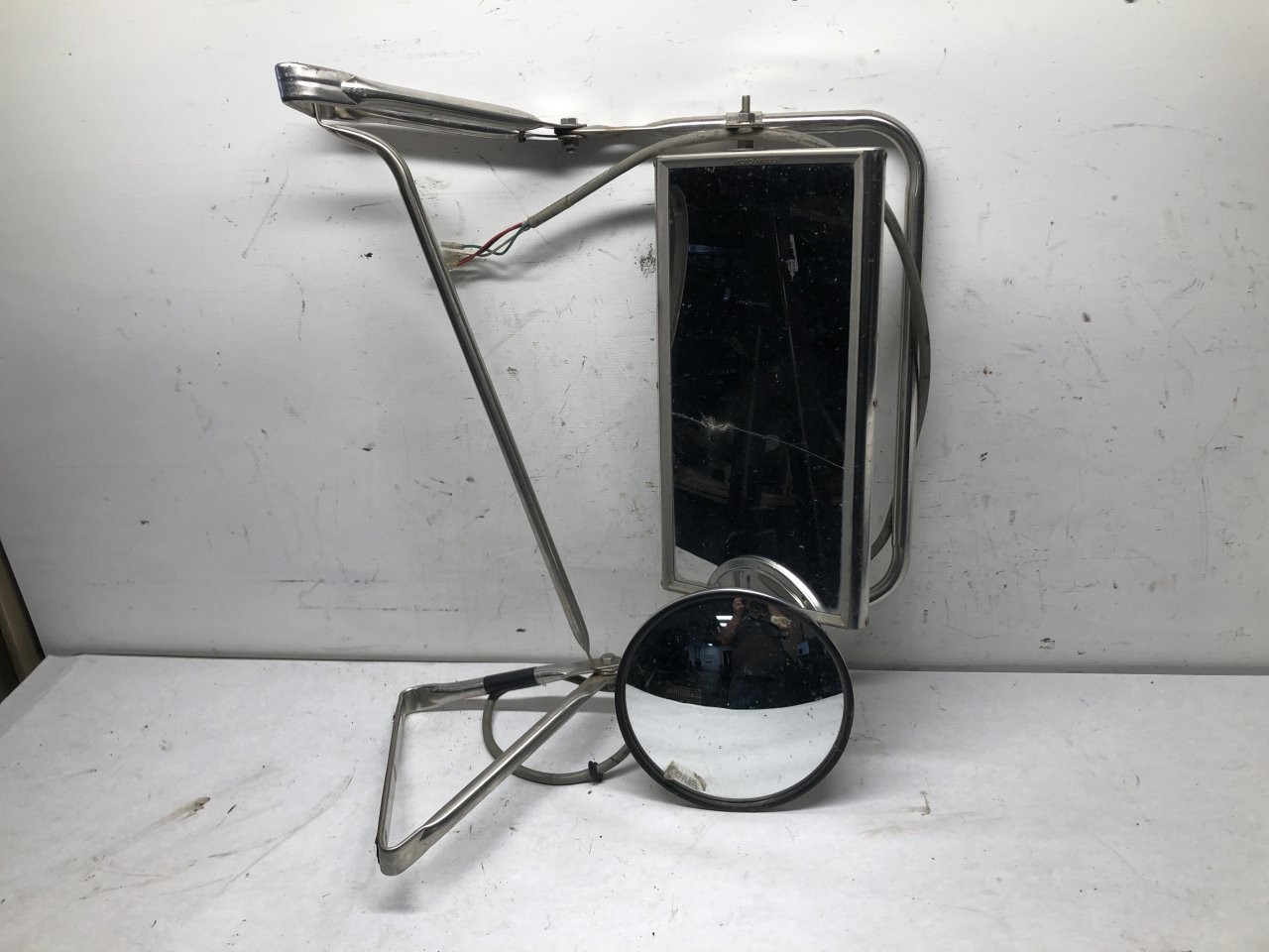 1989-2003 Mack CH600 STAINLESS Right/Passenger Door Mirror - Used | P/N 2718703