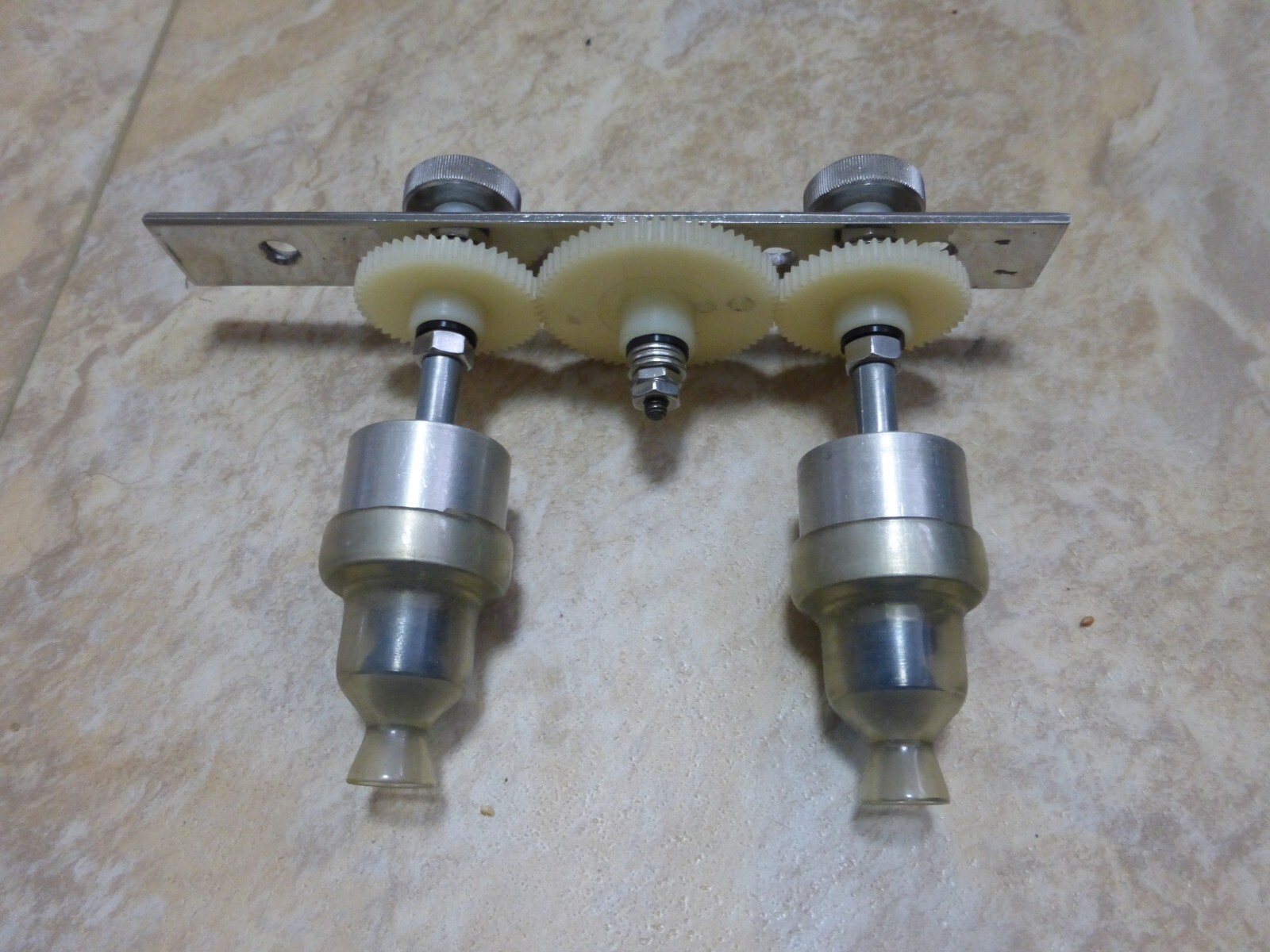 QUACK MEDICAL EYE MASSAGER INDUSTRIAL