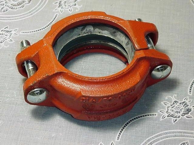 Victaulic 2 1/2 / 73-005H Clamp Coupling Red Style 73 NEW!