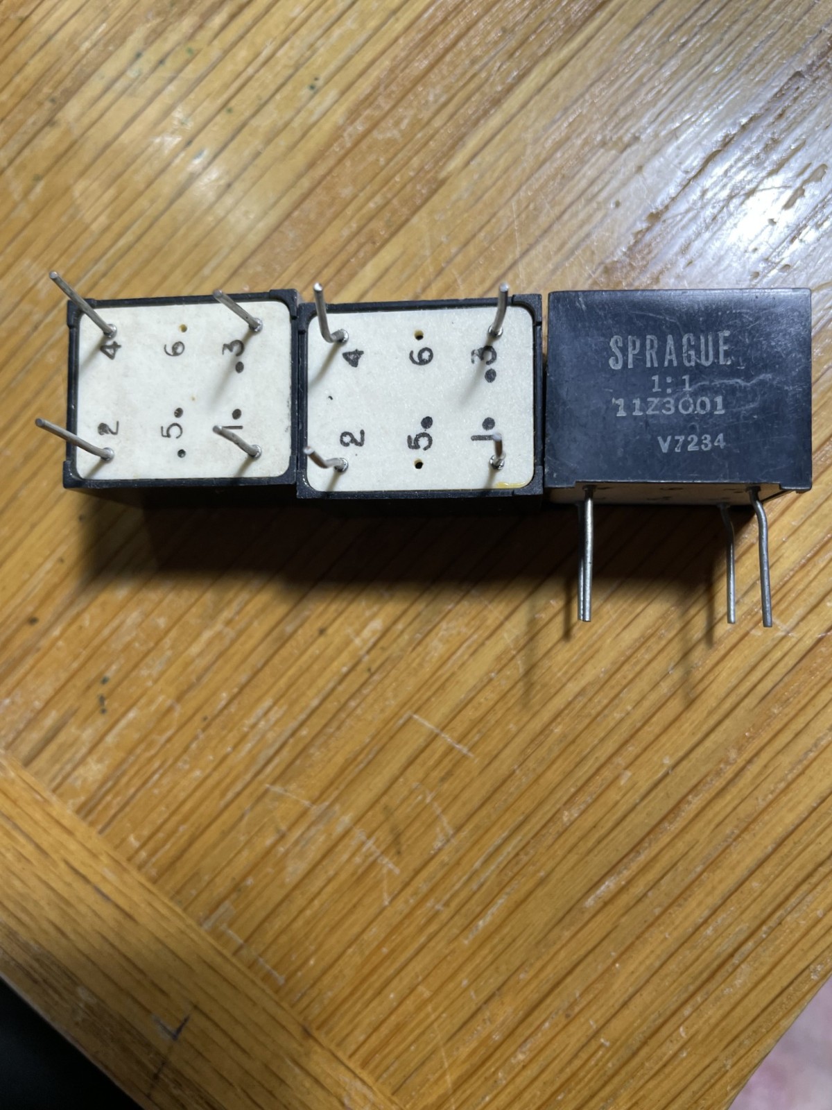 A lot of THREE (3) SPRAGUE p/n 11Z3001 V7284, Vintage 1:1 transformer