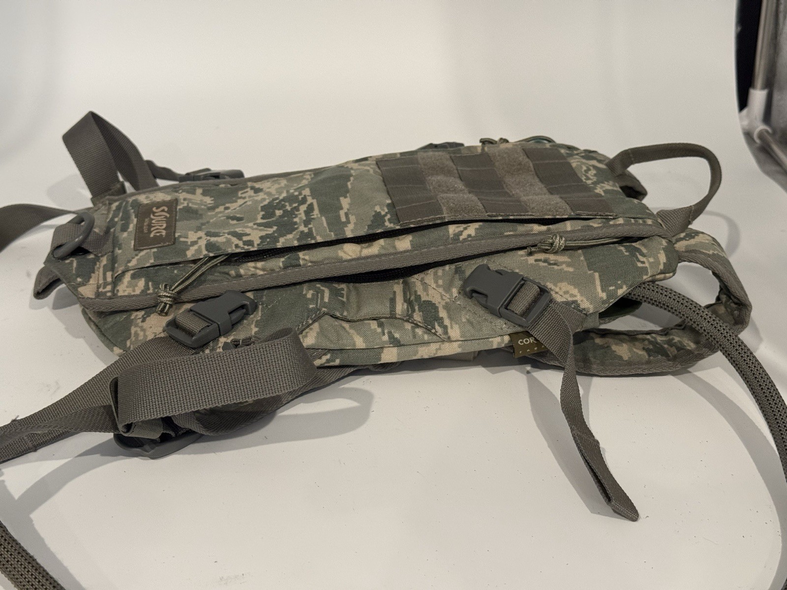 ABU Hydration Backpack 3L 100 Oz