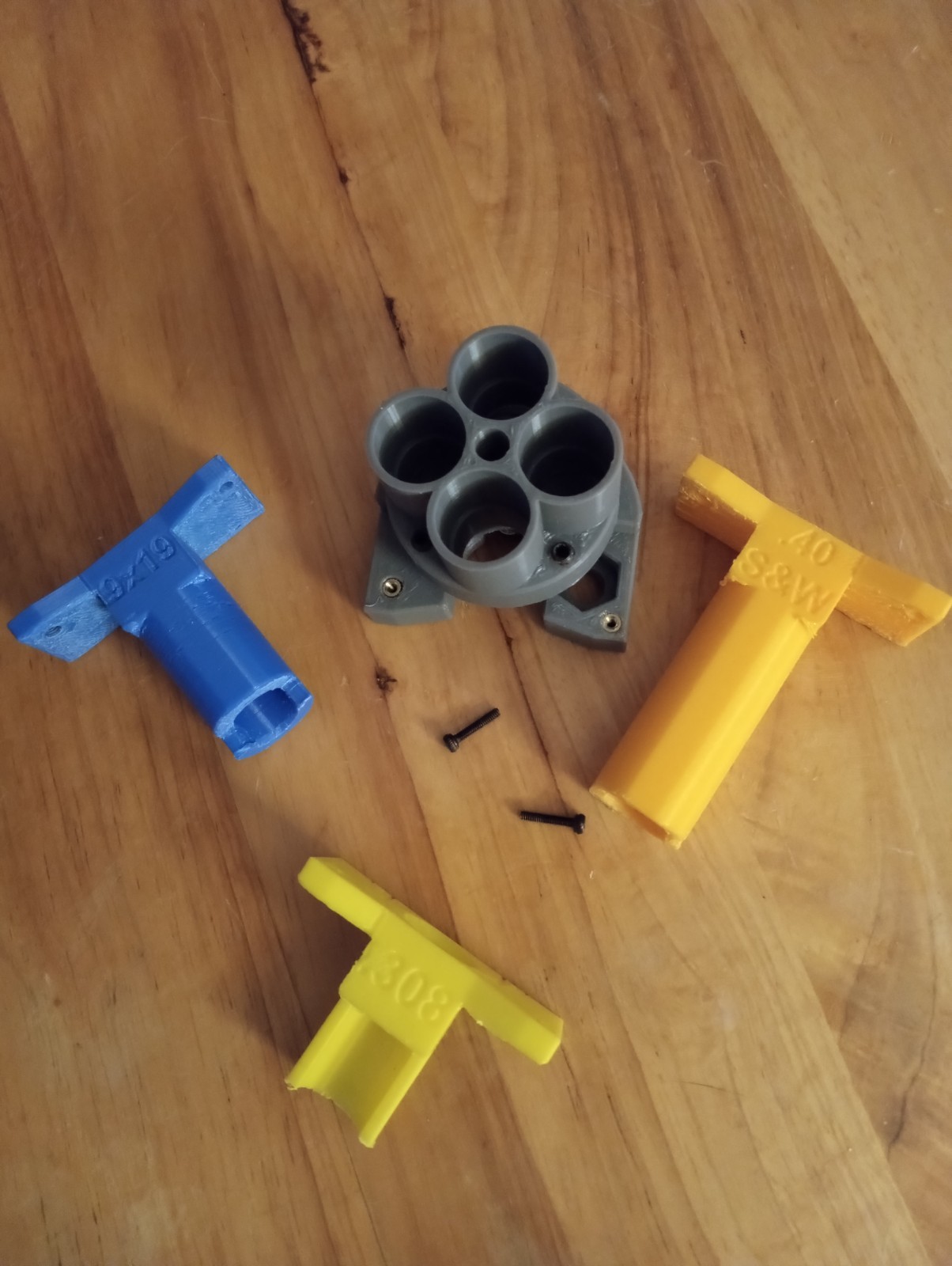 Lee APP Universal Case Feeder 3D Printed With 3 Case Adapters,No More Adjusting