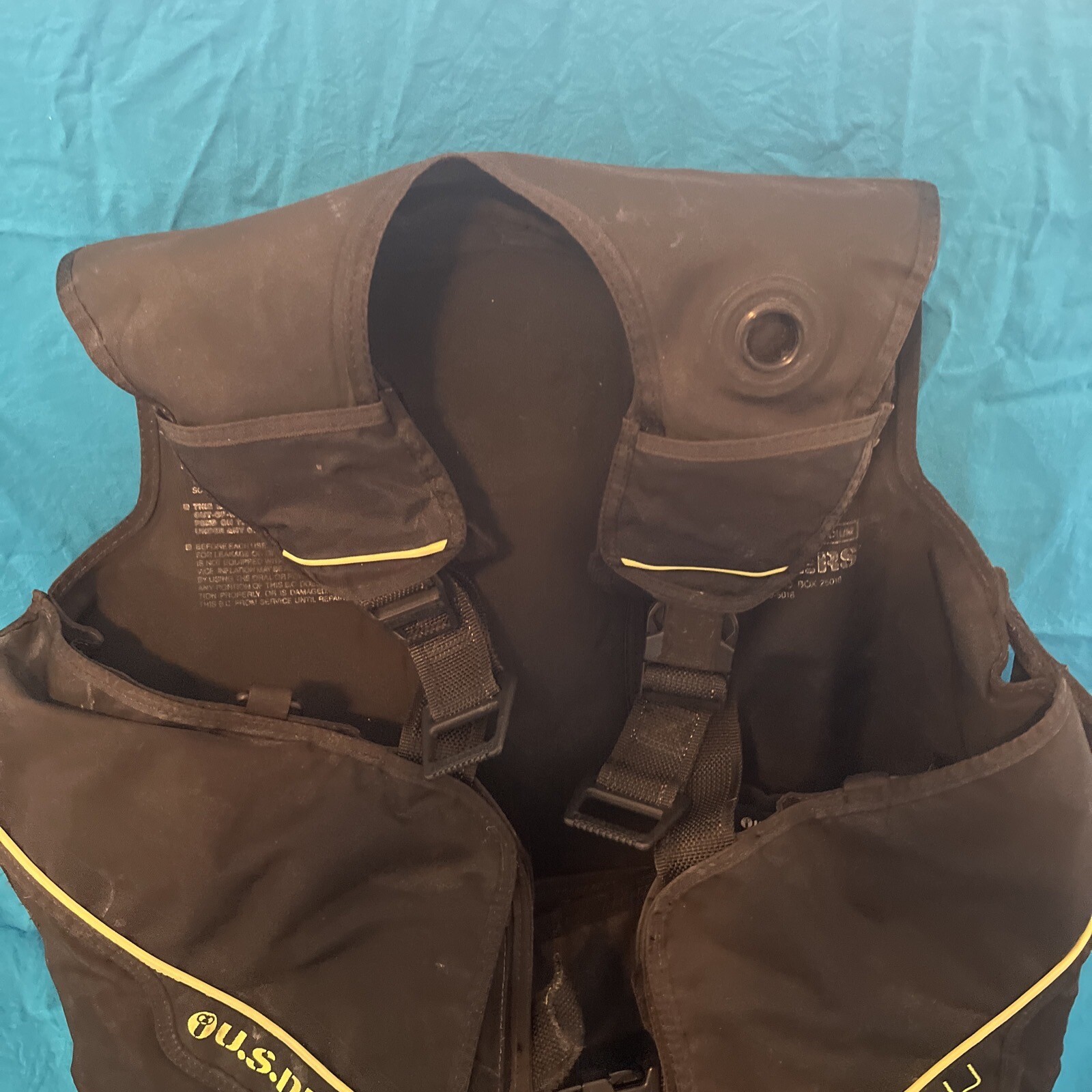 US Divers Cousteau Size Medium Bouyancy Compensation Vest Aqua-Lung