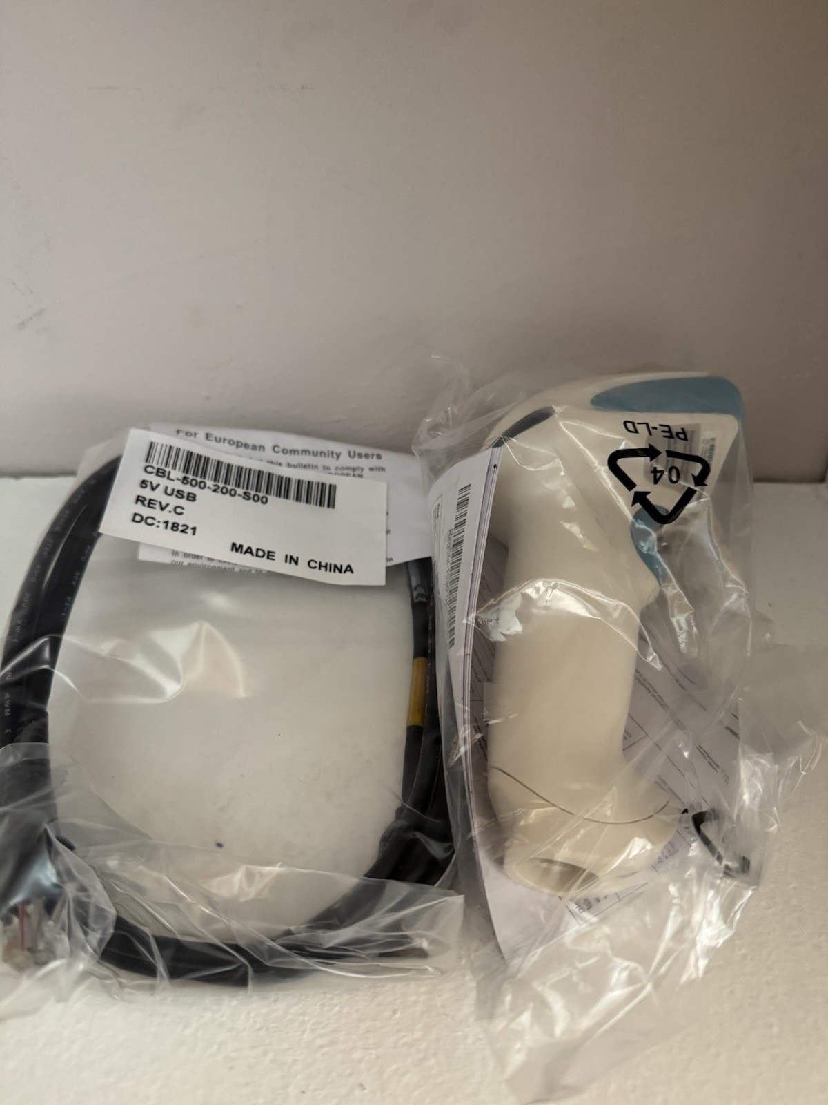 NEW Honeywell 1900HHD-5USB-A barcode reader