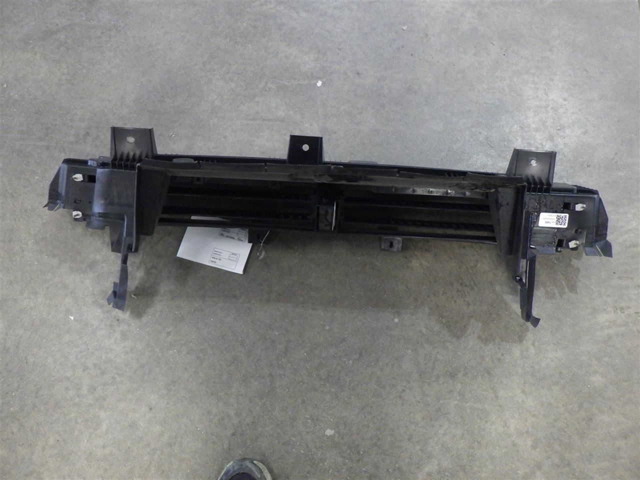 2025 Equinox EV Lower Air Shutter 85677489
