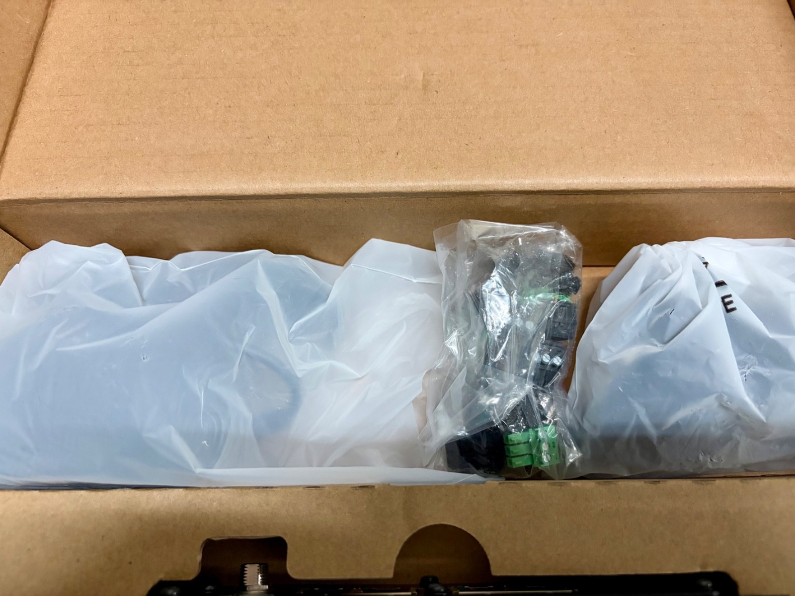 CLEARONE CEILING MIC ARRAY ANALOG-X INTERFACE BOX (Open Box)
