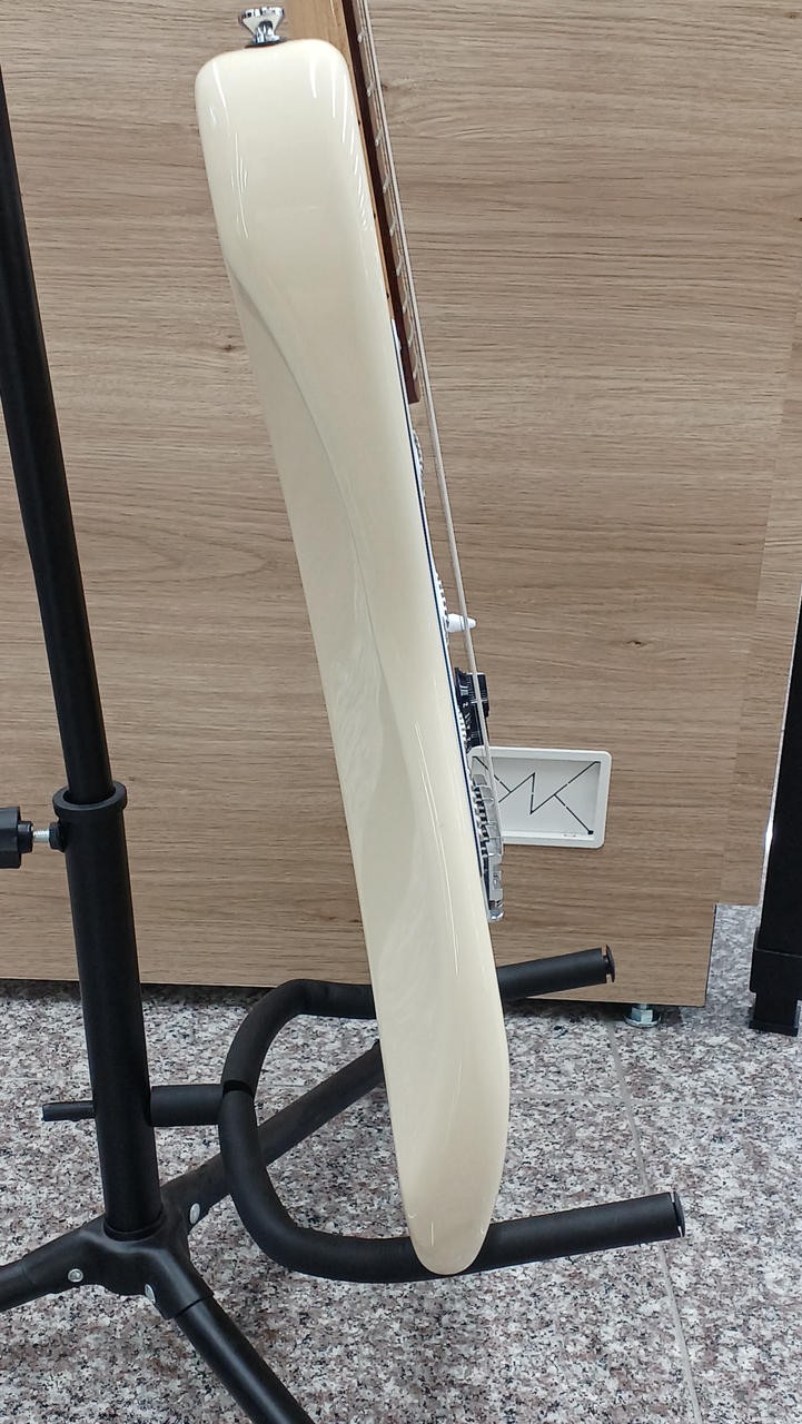 FENDER JAPAN ST72 73068