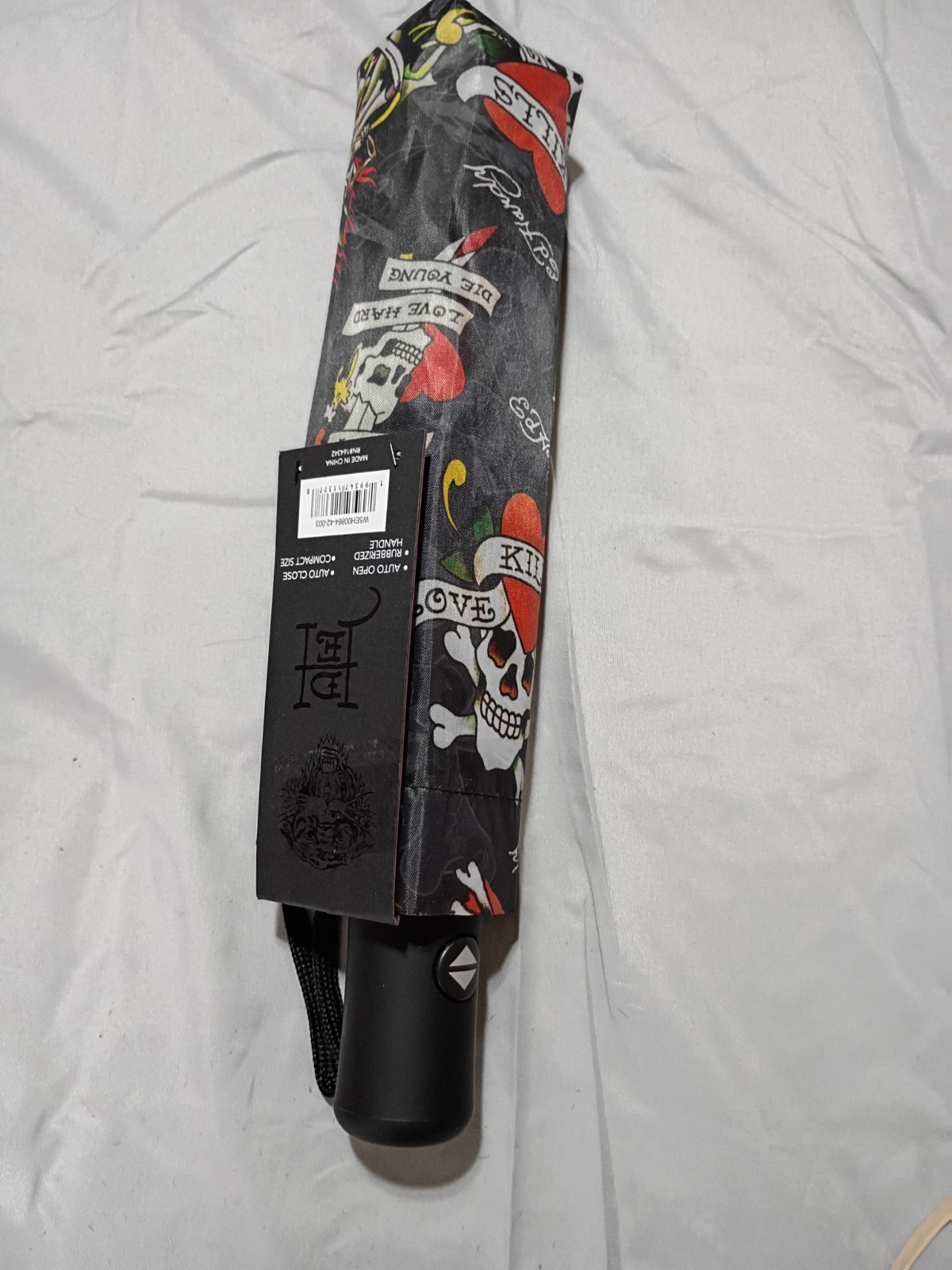 Ed Hardy Compact Umbrella Love Kills Auto Open Close Rubber Handle