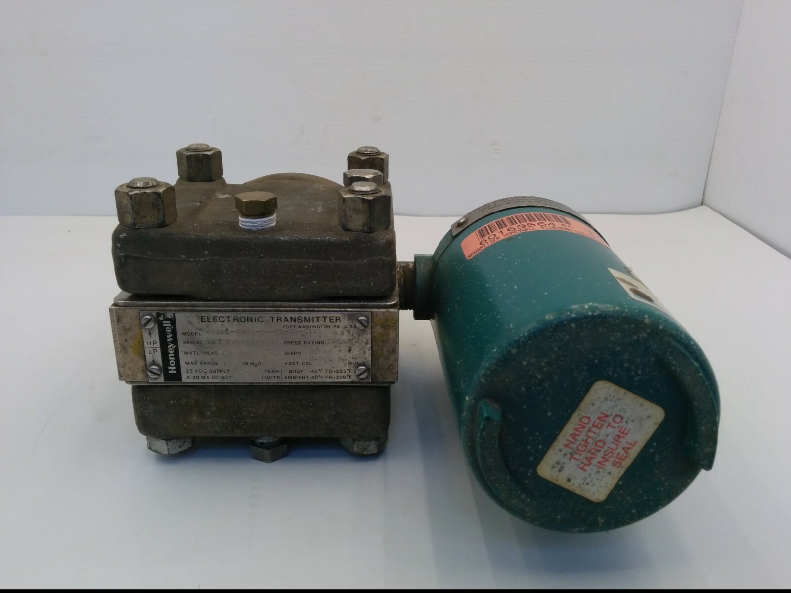 HONEYWELL 41101-0001-14-01-55-CIE3 ELECTRONIC TRANSMITTER, 2000 PSI, 25 VDC