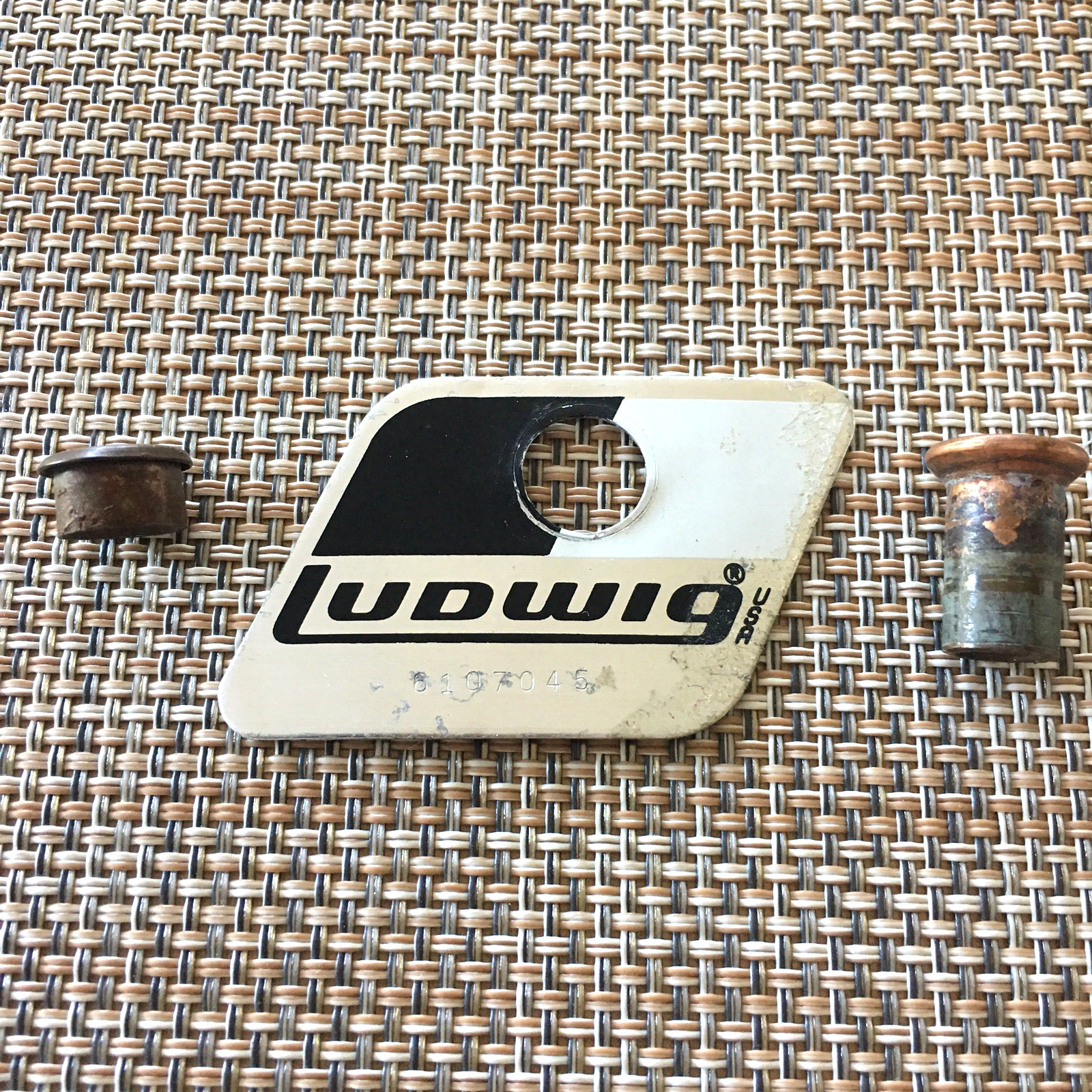 1980s VINTAGE LUDWIG ROCKER  BLACK & WHITE COLOR  BADGE & GROMMET . MADE IN USA