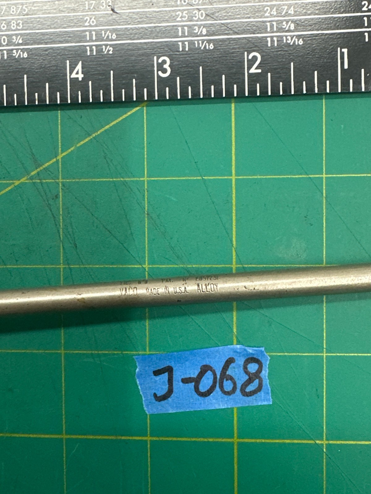 Vintage 10" Phillips Point No.3 Screwdriver #2057231 Gray Plastic Handle, USA