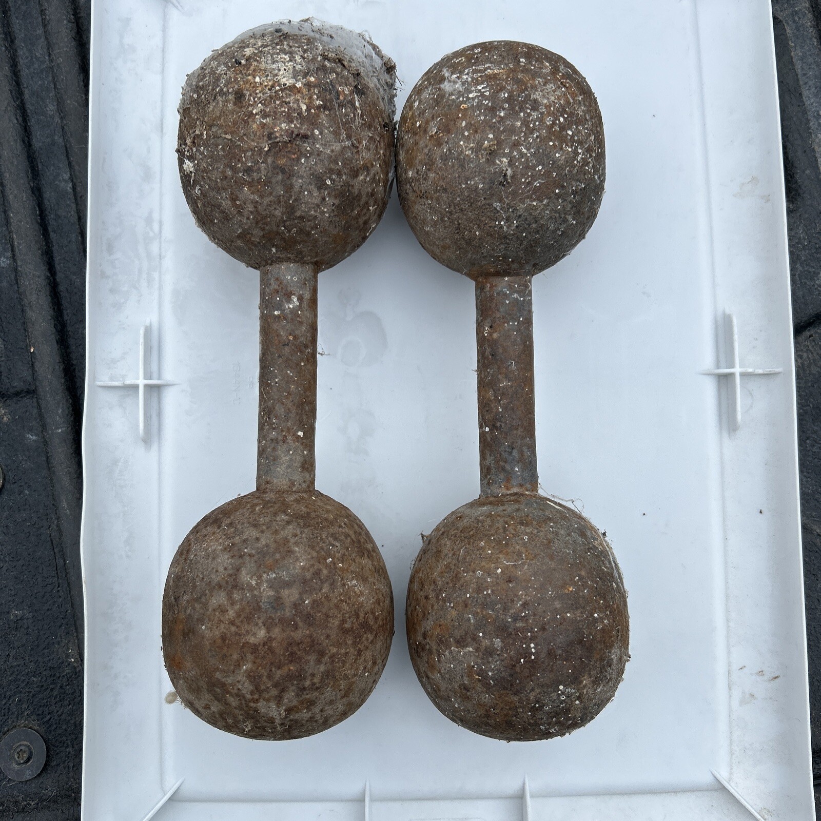 Vintage Cast Iron Dumbbells Round Head Hand Weight 10 Lbs each Lot Of 2