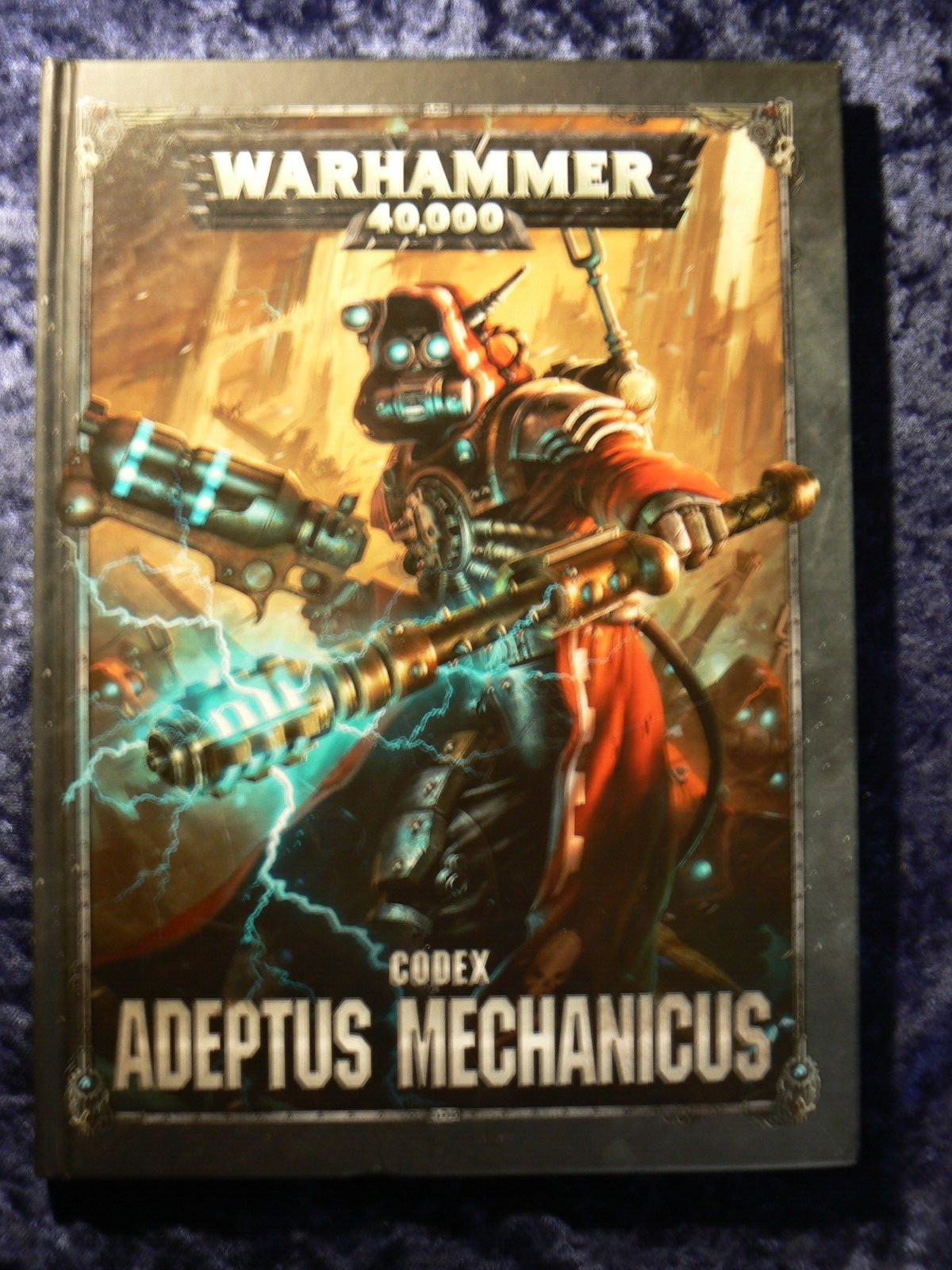 Warhammer 40k Adeptus Mechanicus Codex Hardback Used Good Condition