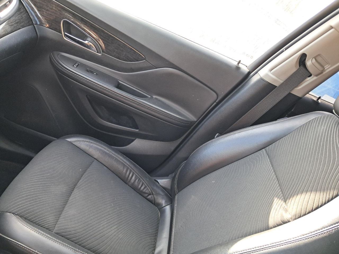 ENCORE 2013 Glove Box 4861490