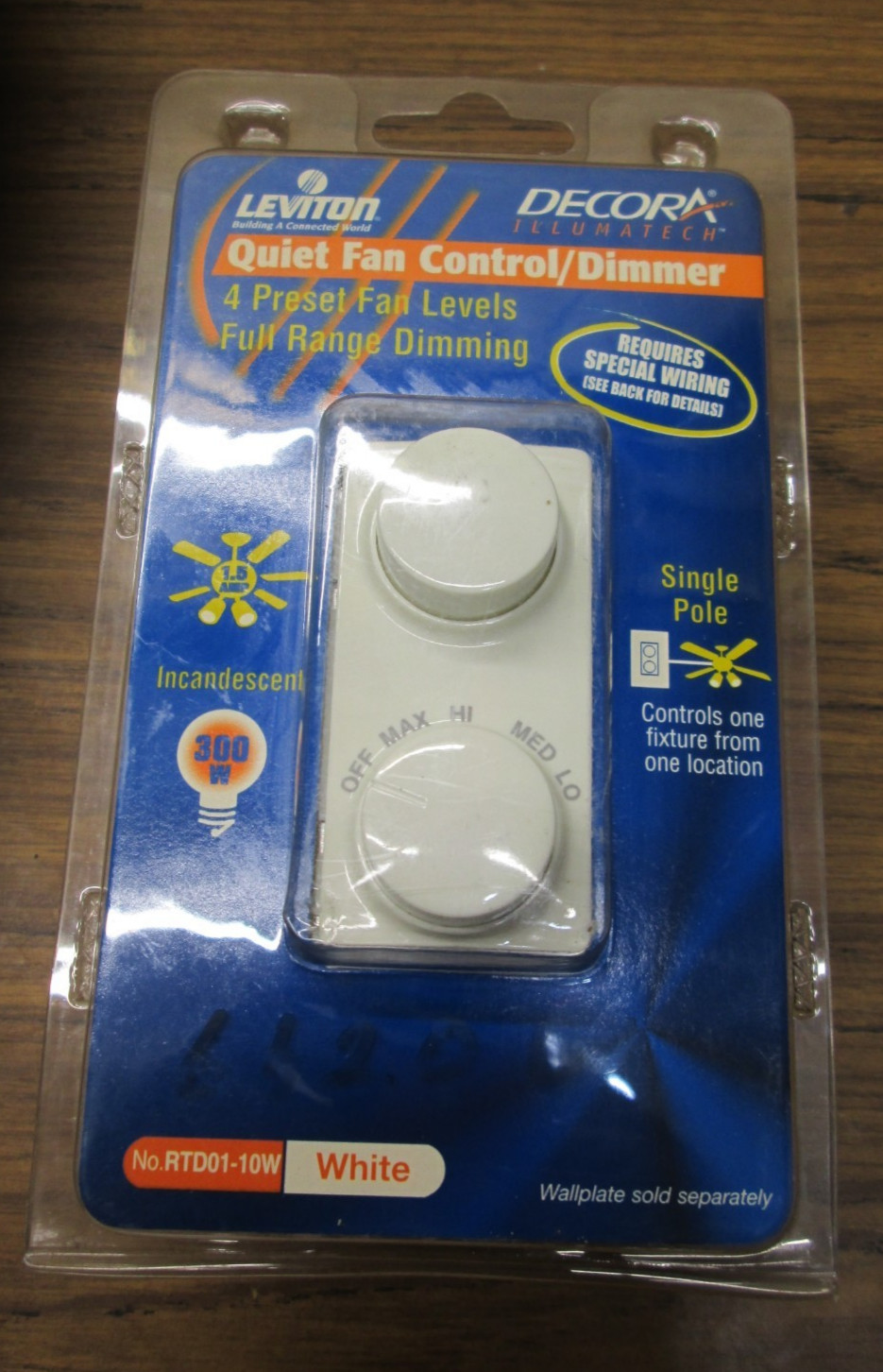 Leviton Decora RTD01 Quiet Fan Control Dimmer White Single Pole Rotary