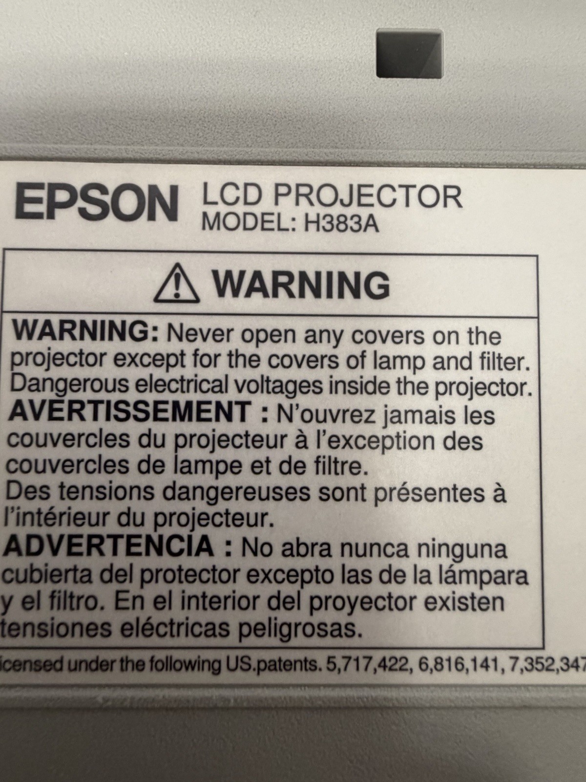Epson H383A Powerlite 95 Projector 2500 Lumens w/ 457 Lamp Hours, Remote, Cables