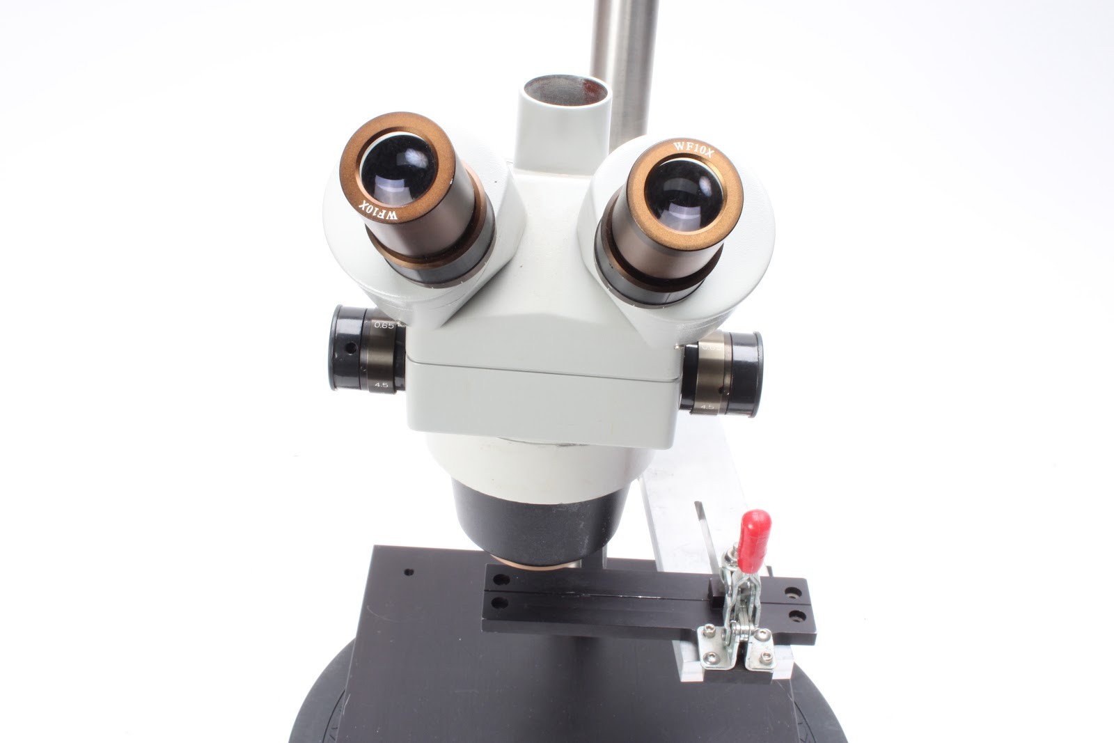Luxo Binocular Microscope With Stand and 2x WF10X Eye Pieces