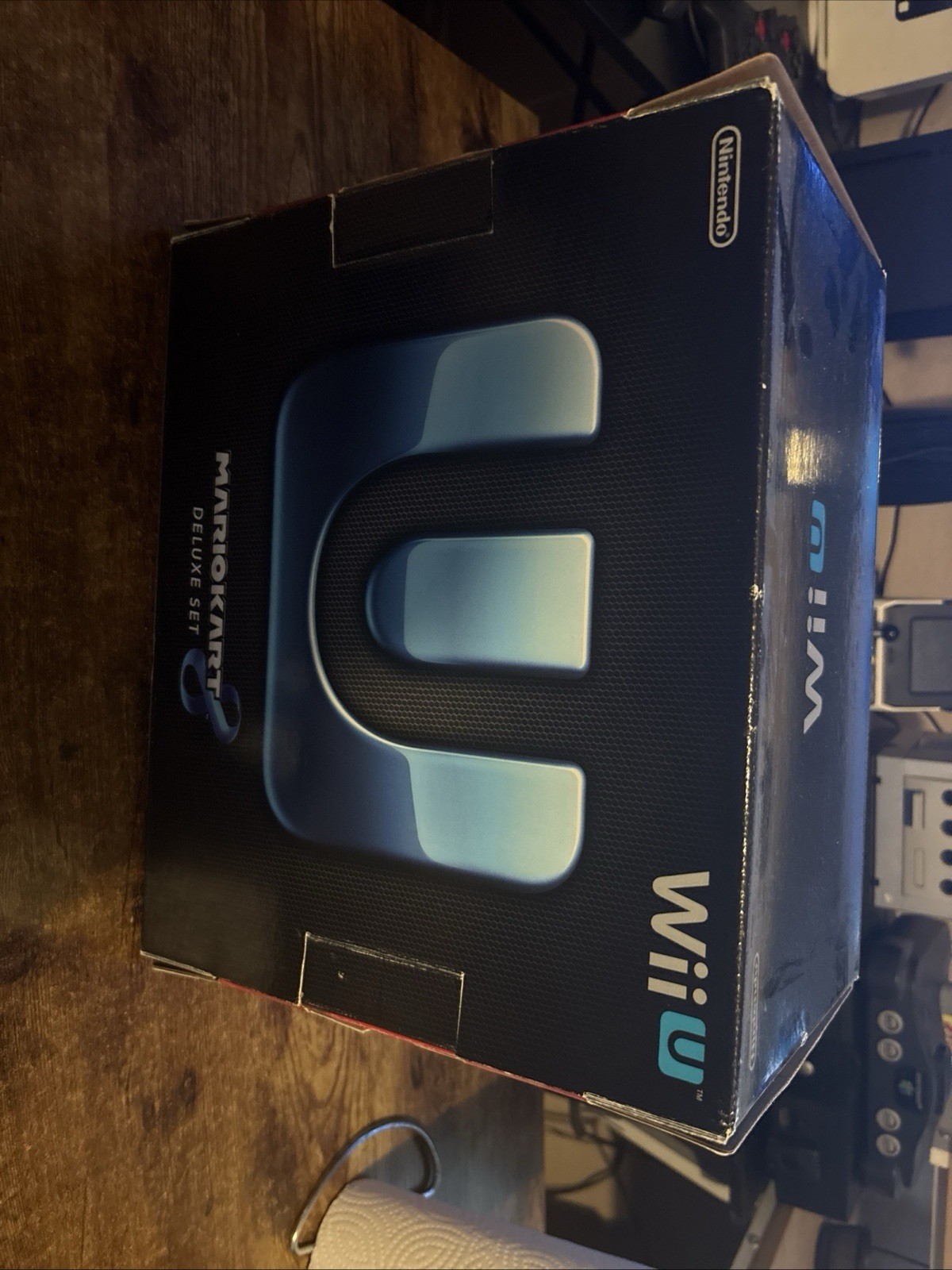 NINTENDO WII U MARIO KART 8 BUNDLE VIDEO GAME CONSOLE BOX ONLY *NO SYSTEM*