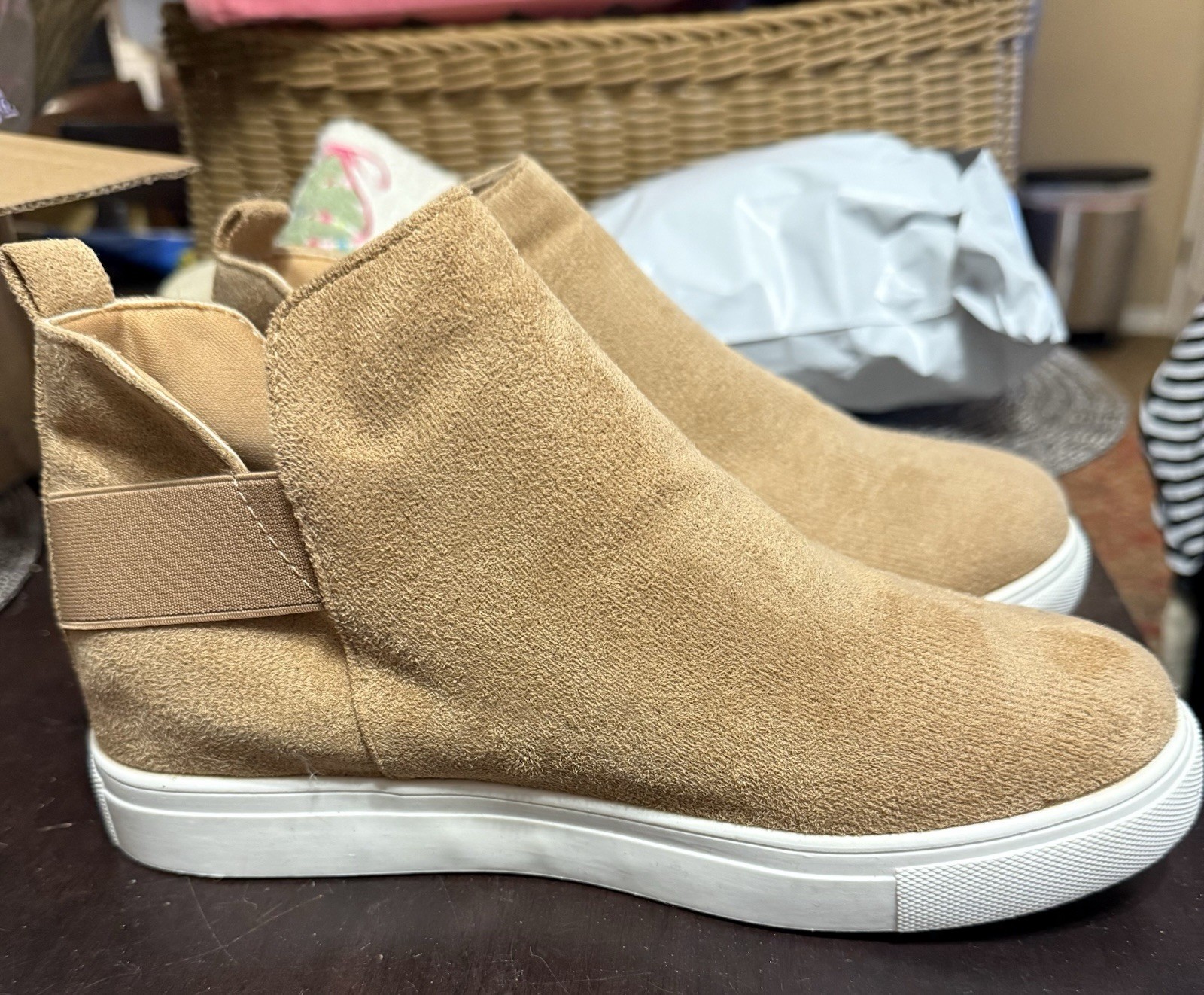boots womens 8.5 brown boot sneakers