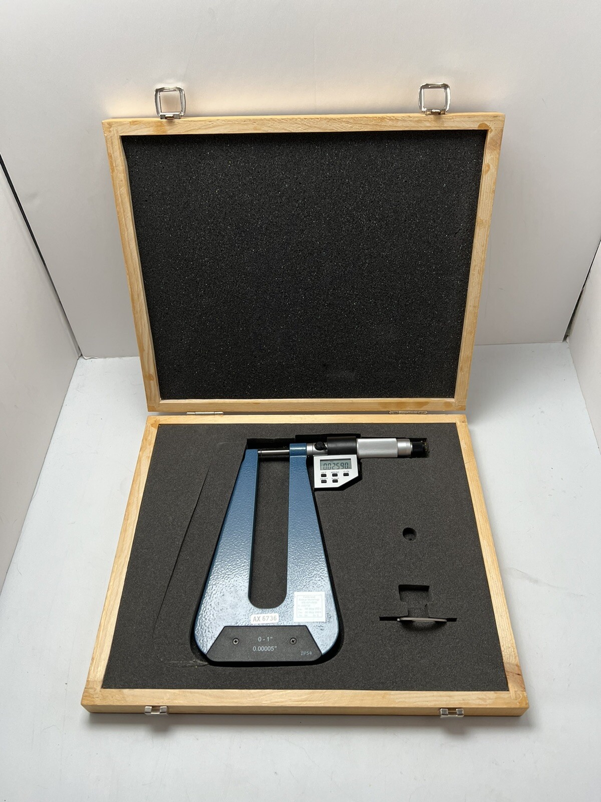 Grizzly G9779 Electronic Deep Throat Micrometer 0-1" 0.00005'' IP54