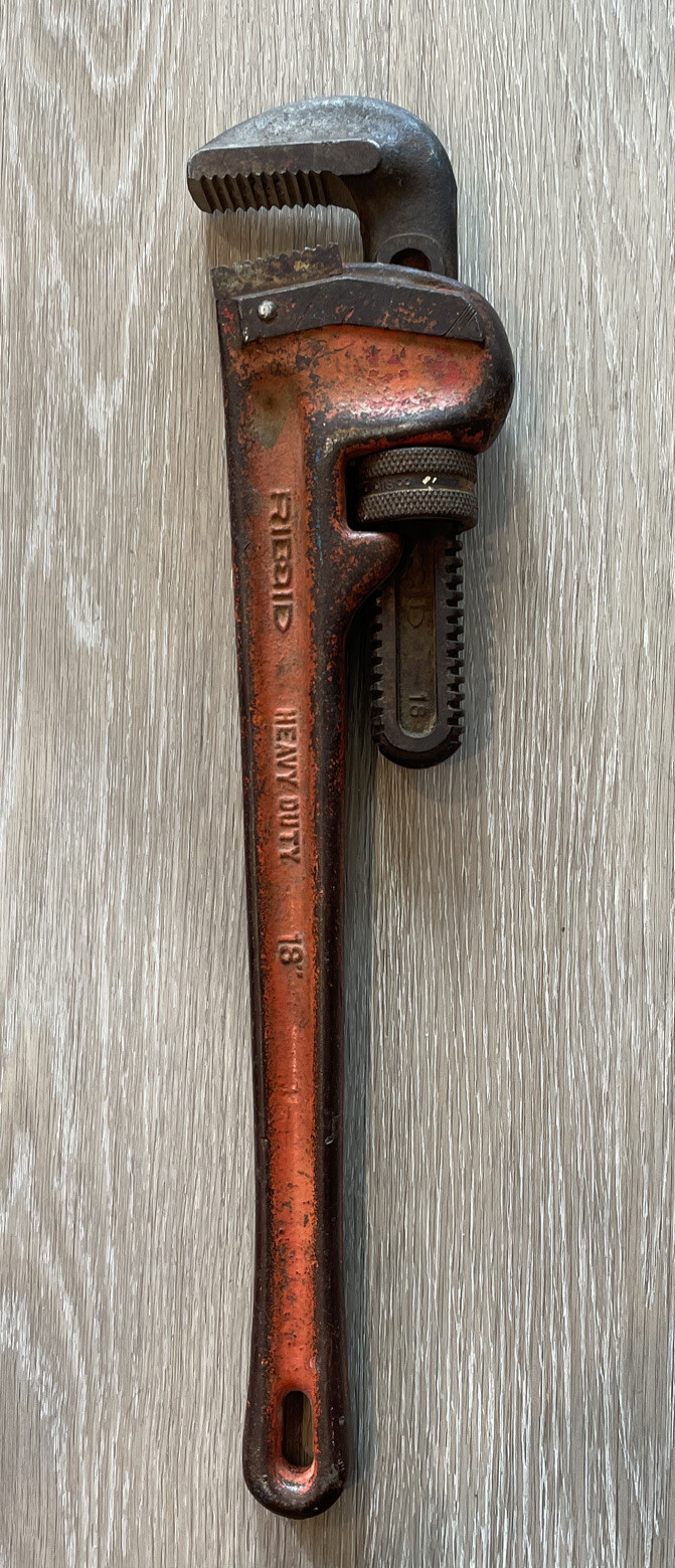 Rigid 18" Heavy Duty Red Pipe Wrench The Ridge Tool Co Elyria Ohio USA Vtg