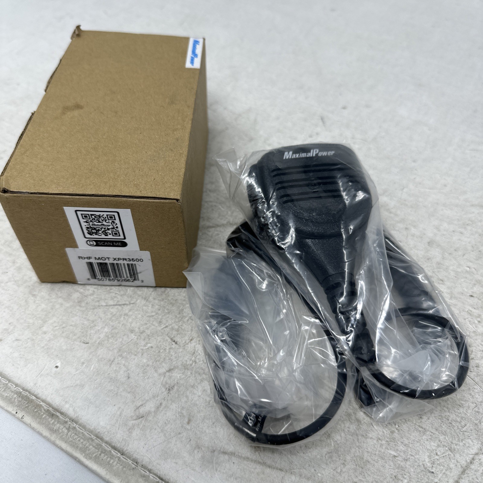 Maximal power RHF MOT XPR3500, Palm Speaker Mic with Reinforced Cable