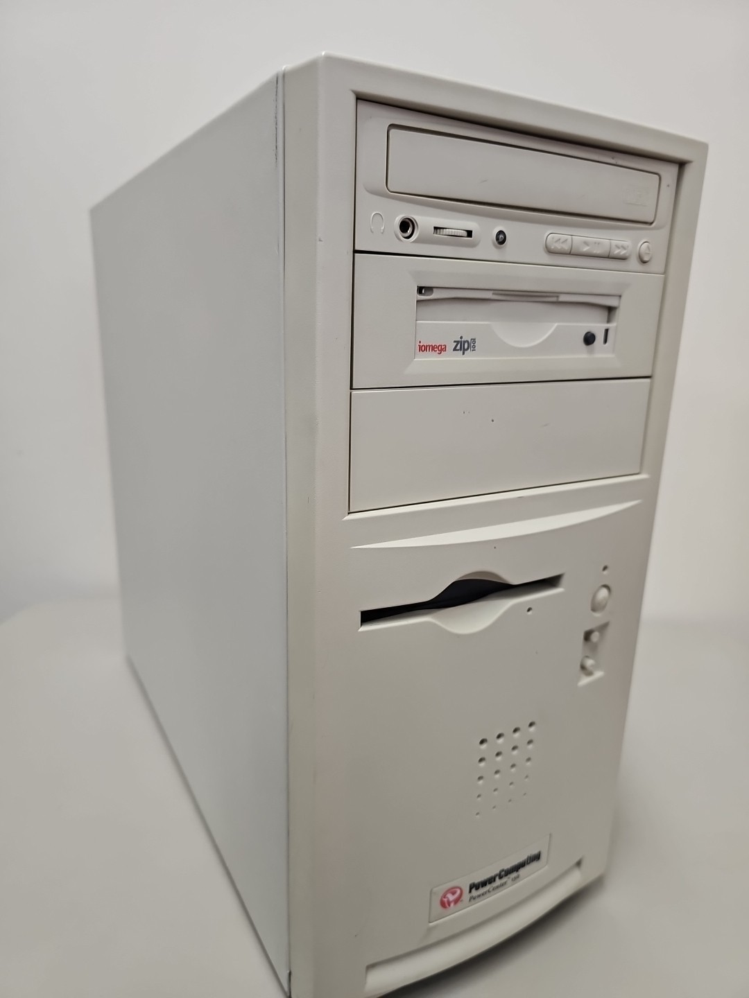 PowerComputing Powercenter 150 Apple Mac Clone