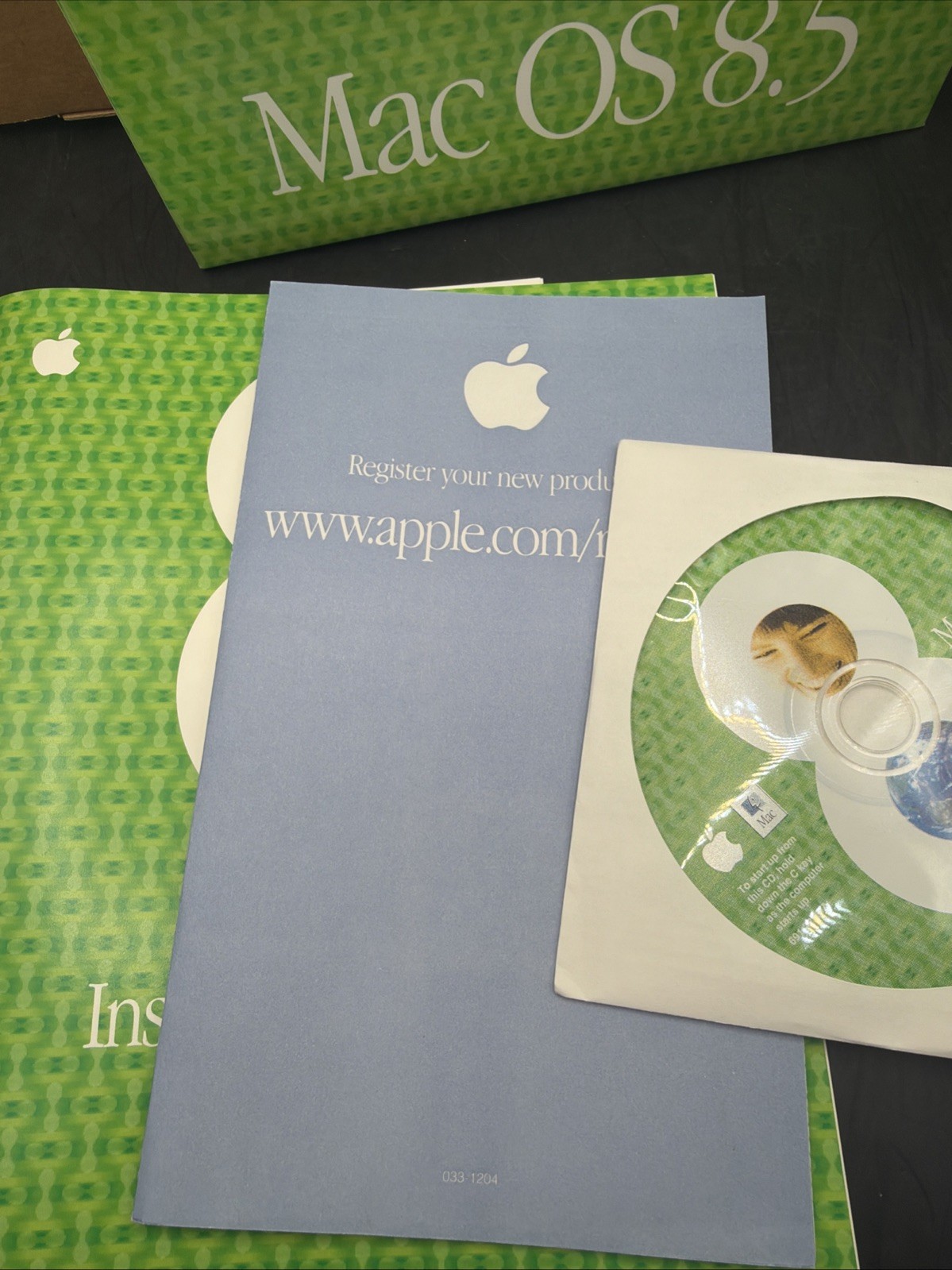 Apple Mac OS 8.5 (1998) Operating System CD-ROM w/ Retail Box