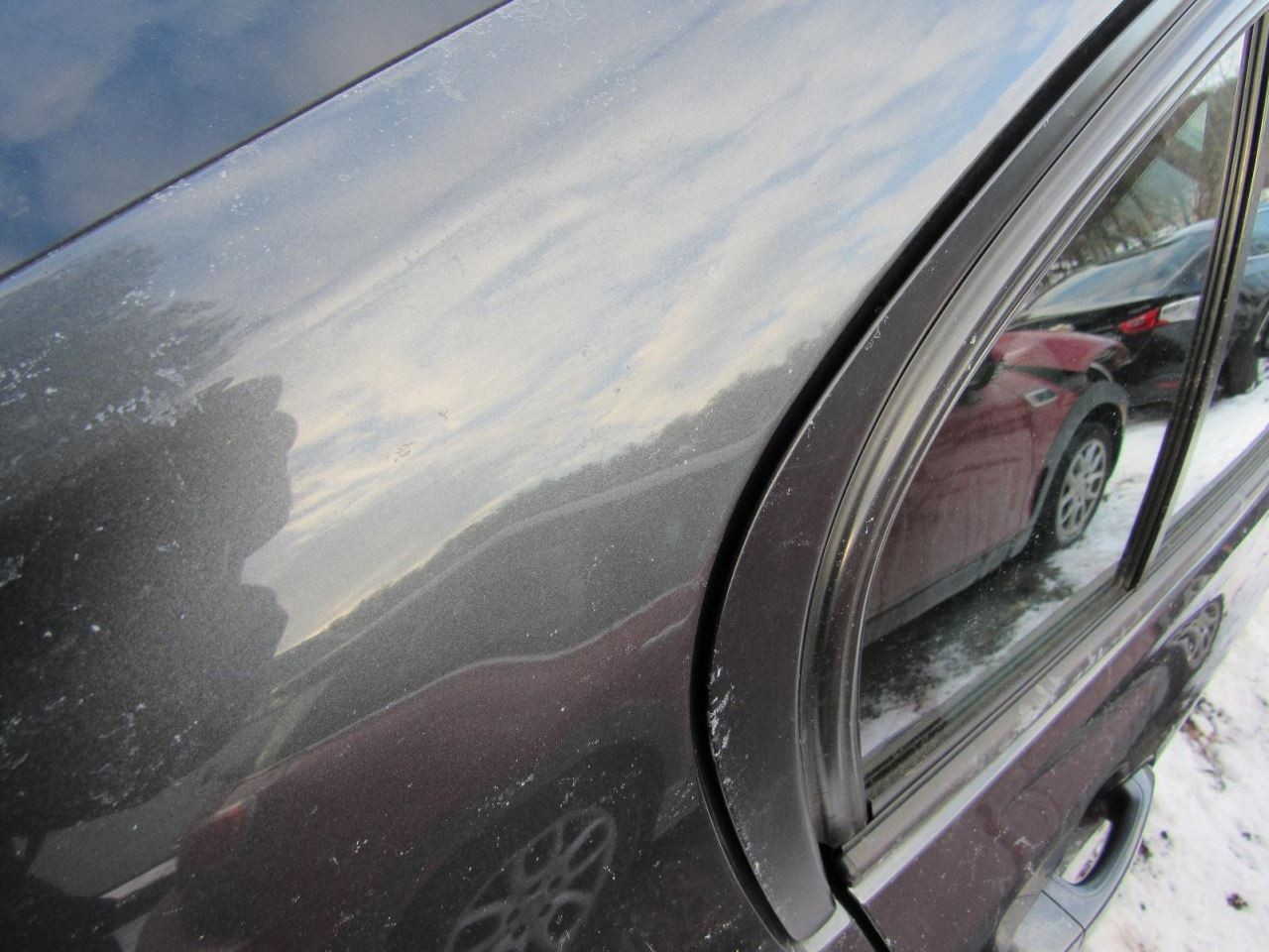 328I 2015 Glove Box 1023210