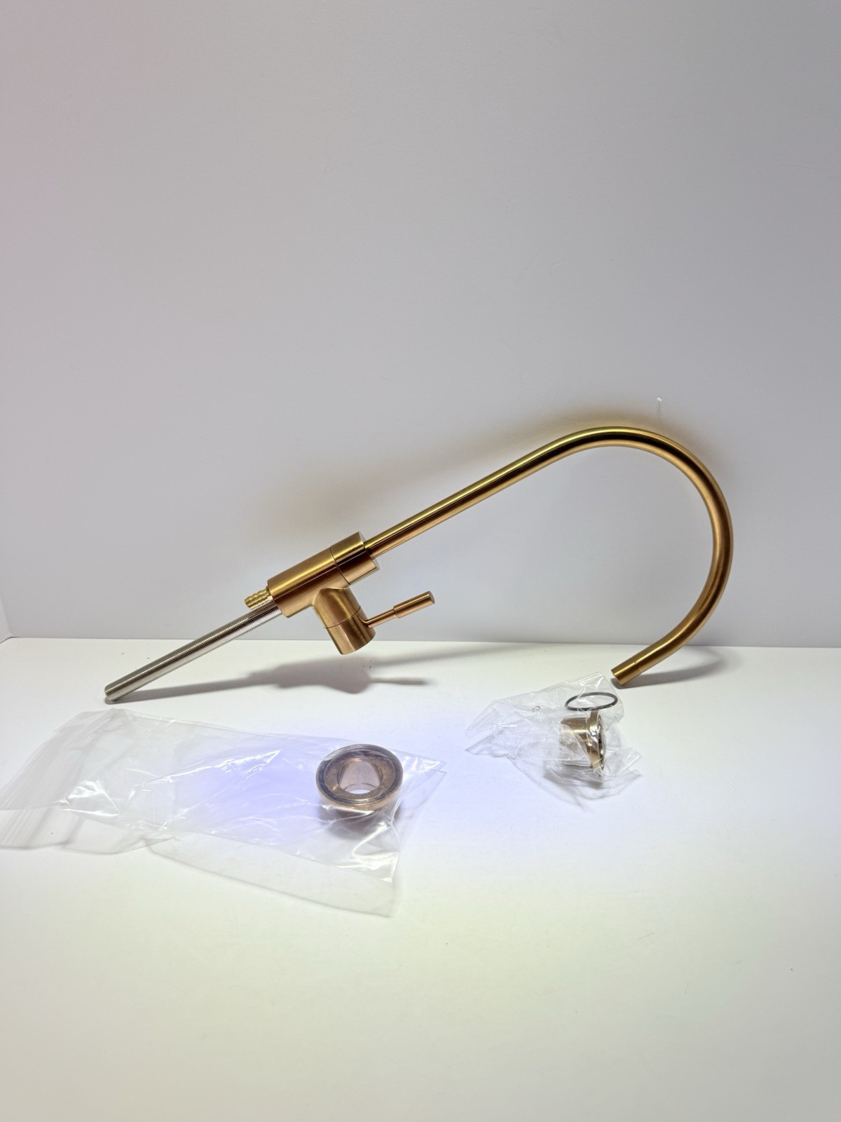 Bronze Water Dispenser Faucet For Water Filtration System Open Box