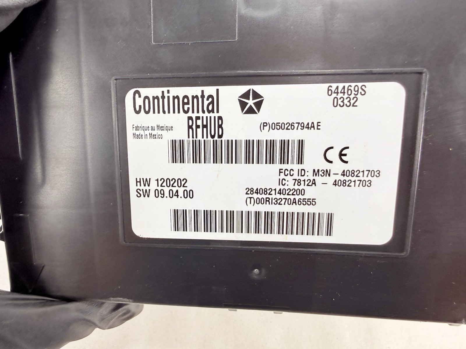 2011-2012 Dodge Journey Receiver Hub Control Module Keyless Entry 05026794AE OEM