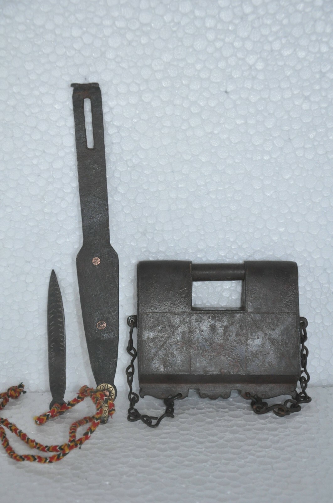Vintage Iron Handcrafted Solid Strip System Padlock, Nice Patina