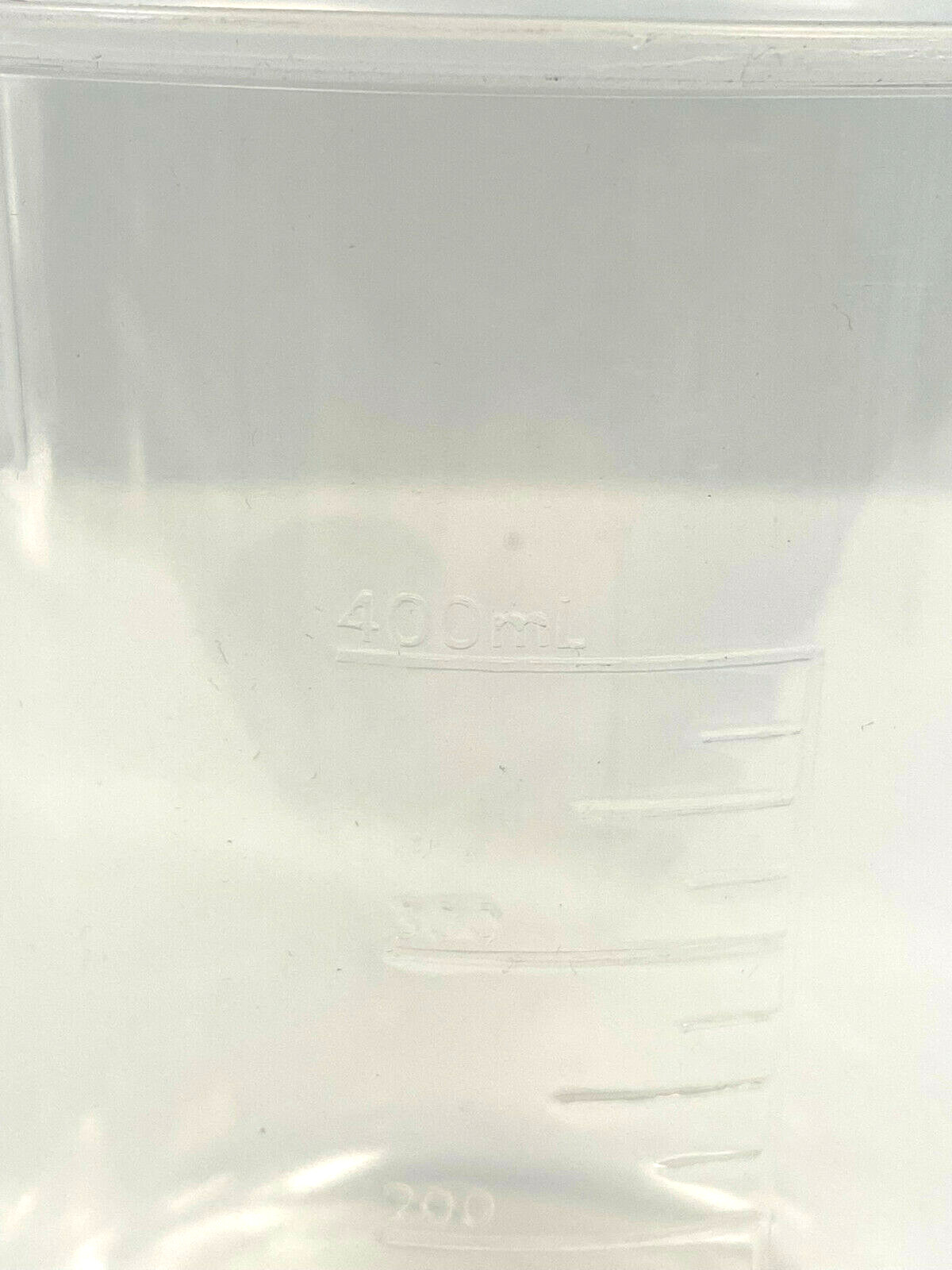 Plastic 400 mL Pouring Cups with Spout