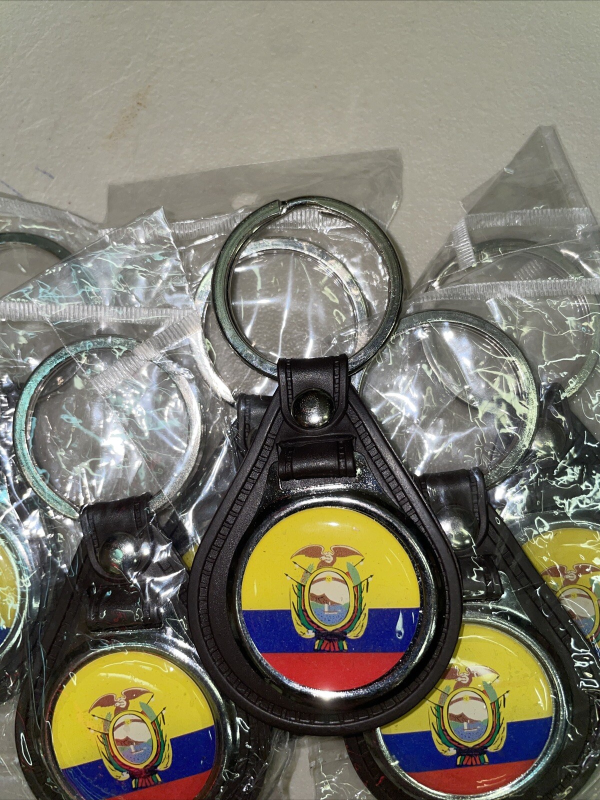 2 Pk 🇪🇨 Ecuador Keychain Gift Ecuador Flag.