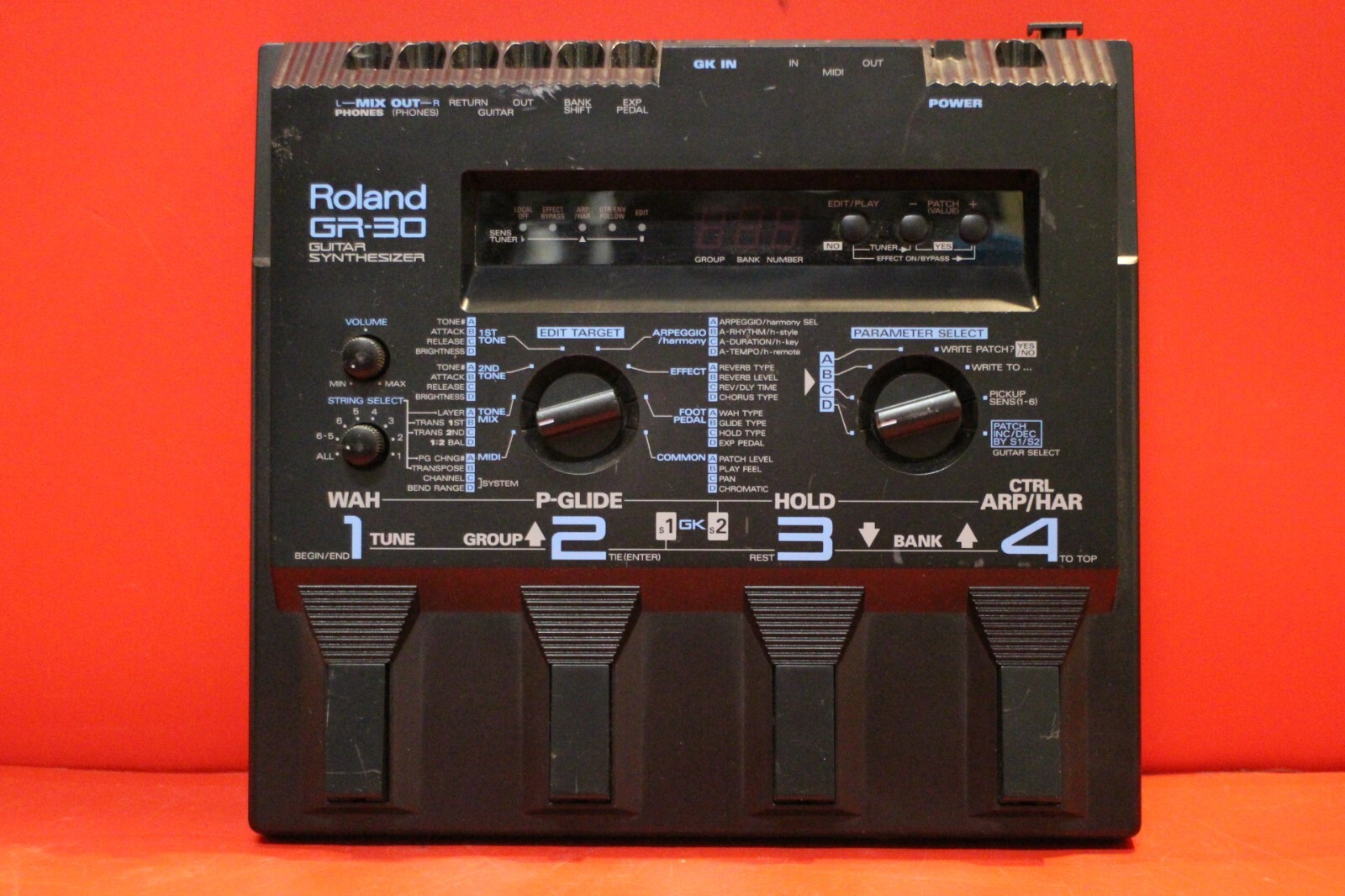 USED Roland GR-30 Guitar Synthesizer GR 30 Midi Guitar Pedal U2564 250404