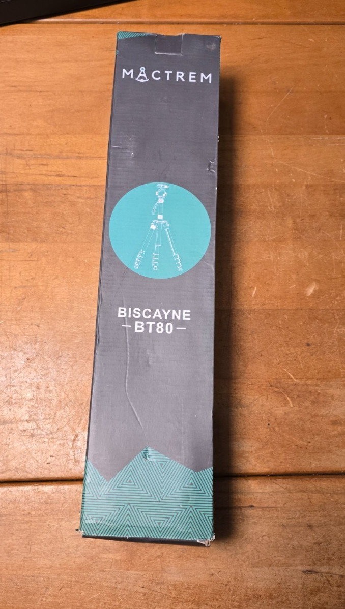 MACTREM Biscayne BT80 80" Camera Tripod 33lb Load Black Open Box