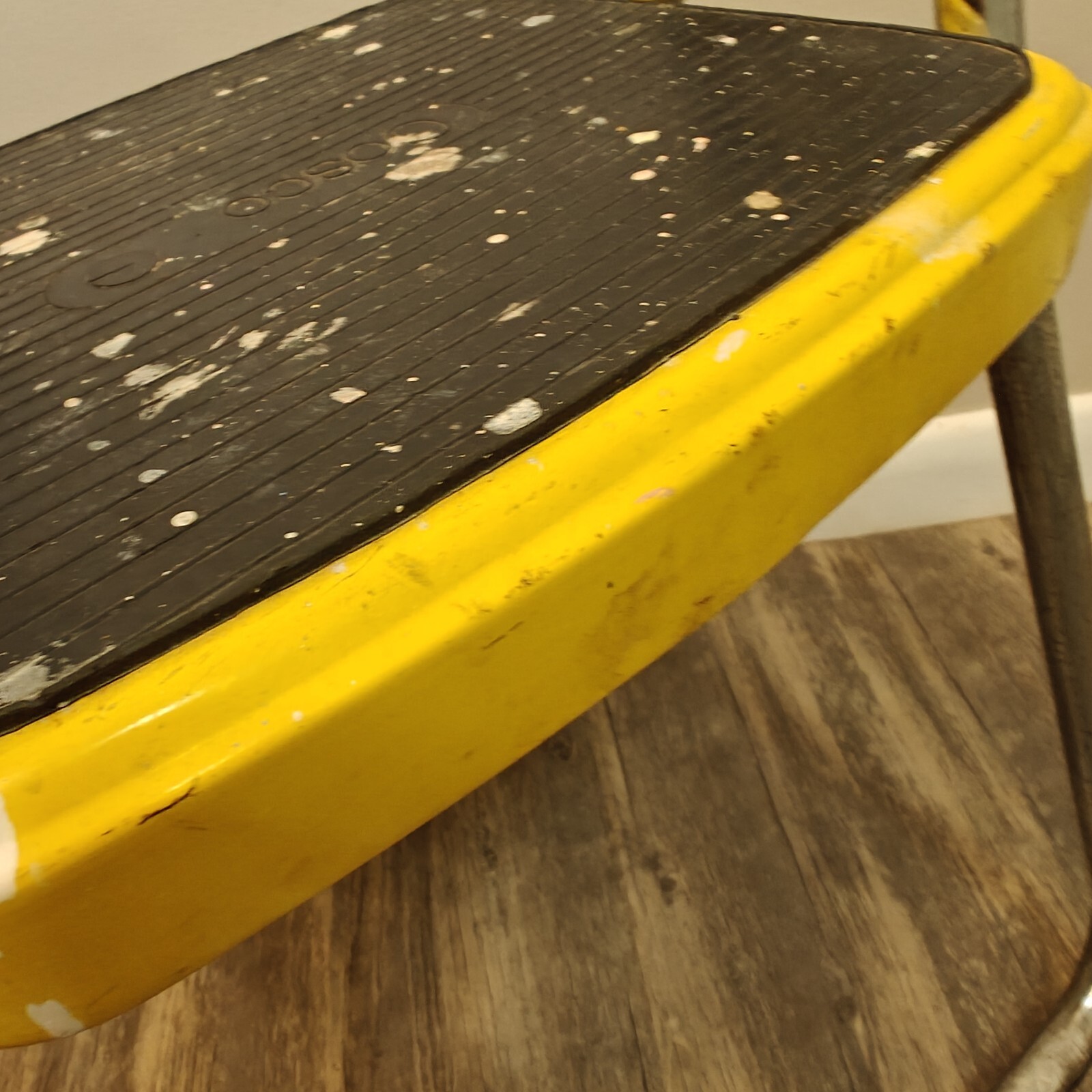Vintage Chippy Yellow Cosco Folding 2 Step Stool