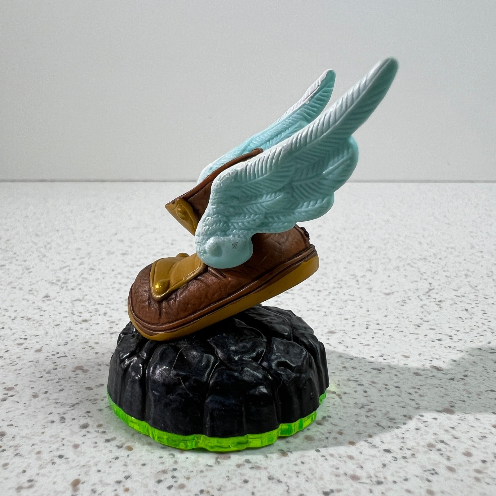 2011 Activision Skylanders Spyro's Adventure Magic Item Winged Boot Green Base
