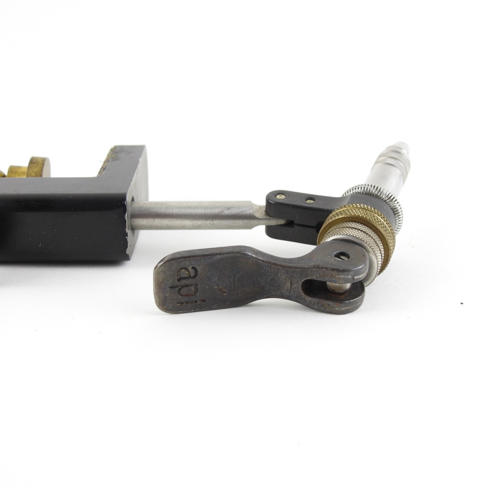 API Fly Tying Vise. W/ Clamp.