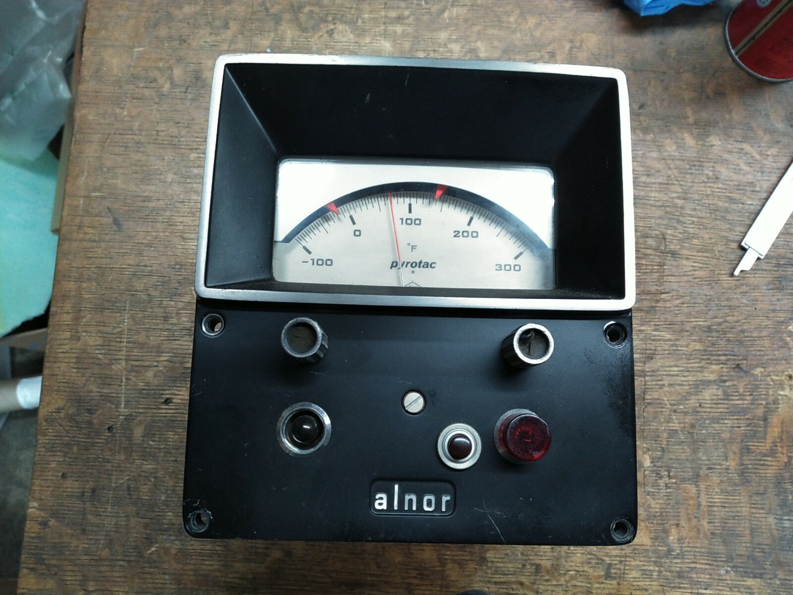 Alnor N31 Industrial Thermometer/Thermostat -100 to 300°F 120-240VAC Made in USA
